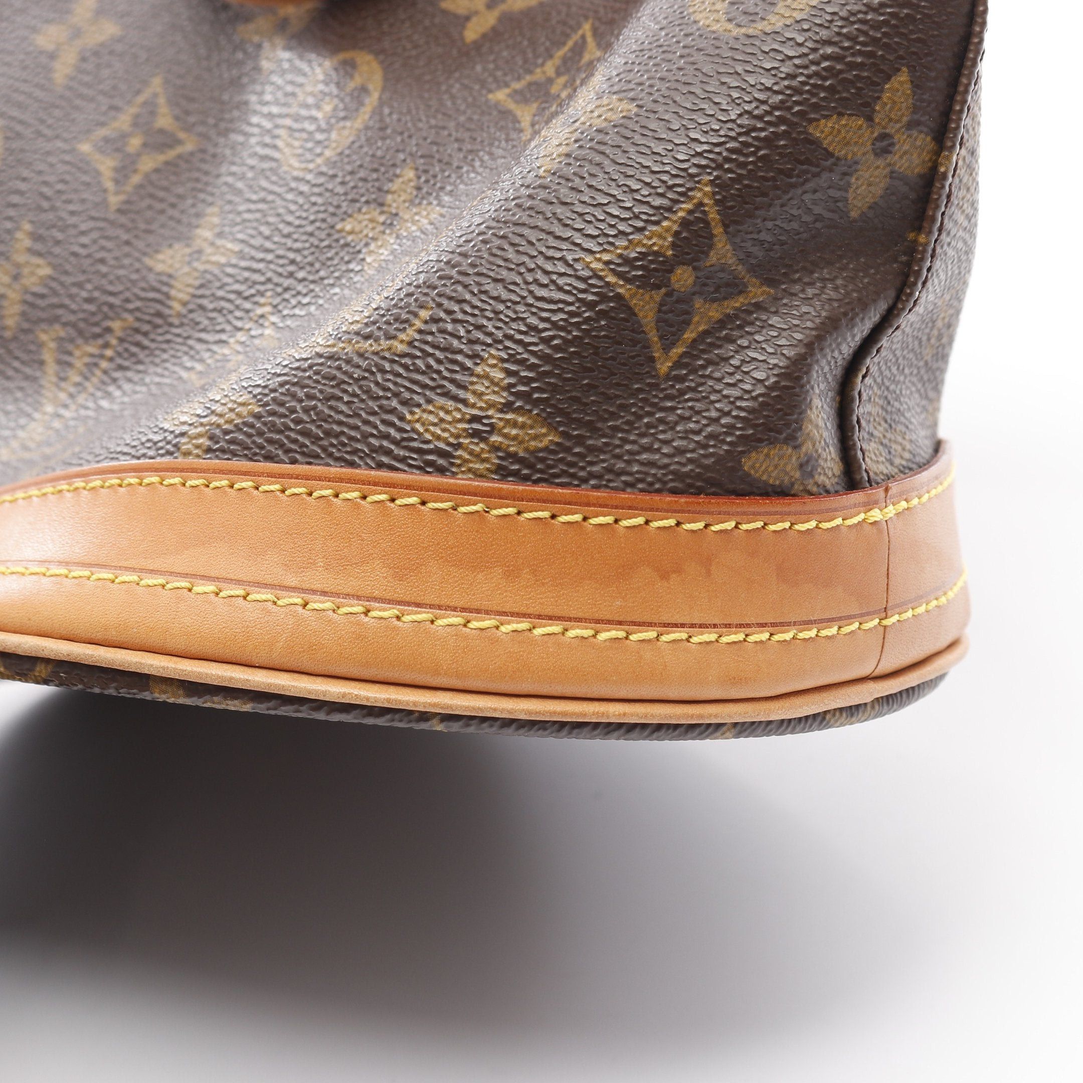 Louis Vuitton Louis Vuitton Bucket Pm Monogram Handbag Leather Brown Size ONE SIZE - 10 Thumbnail