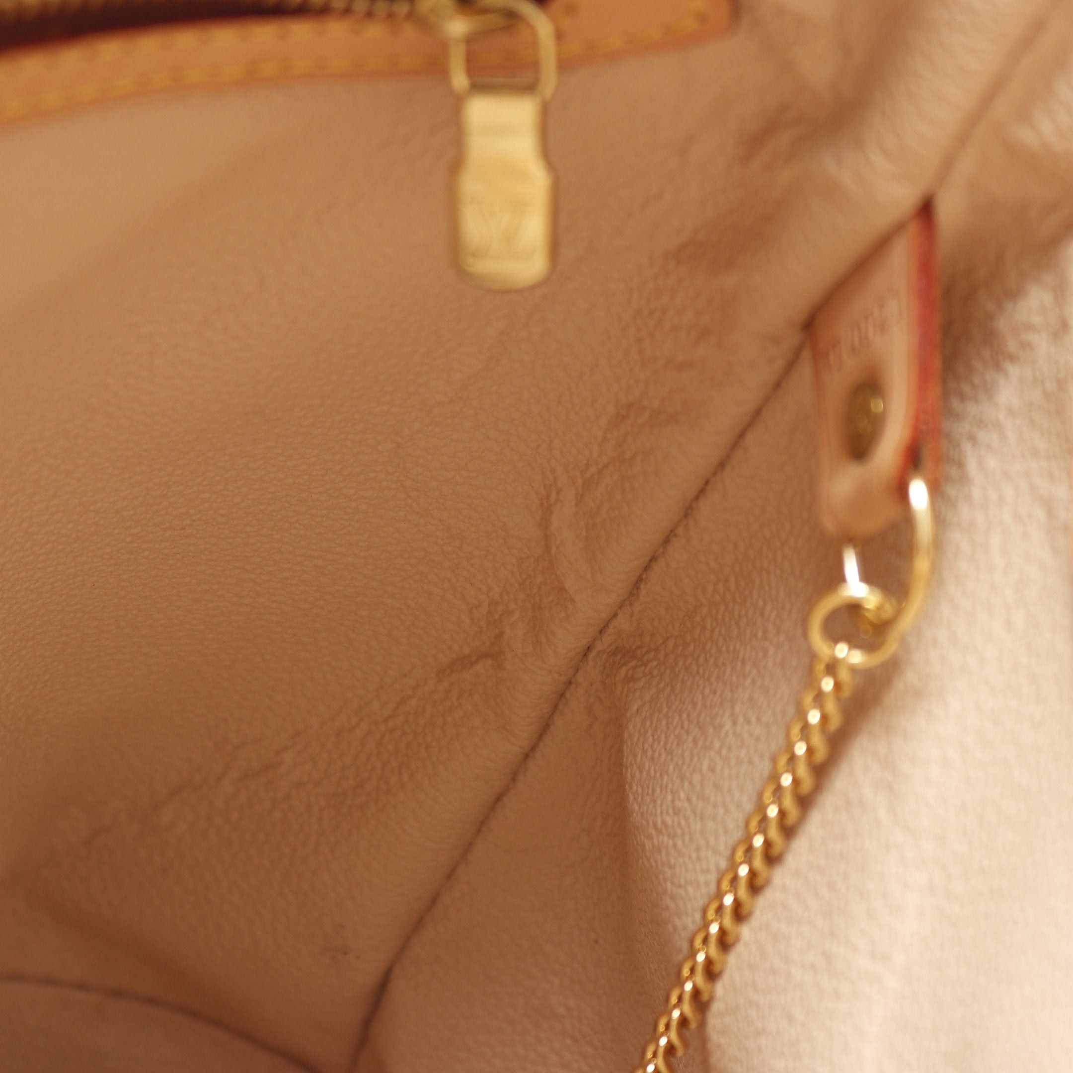 Louis Vuitton Louis Vuitton Bucket Pm Monogram Handbag Leather Brown Size ONE SIZE - 7 Thumbnail