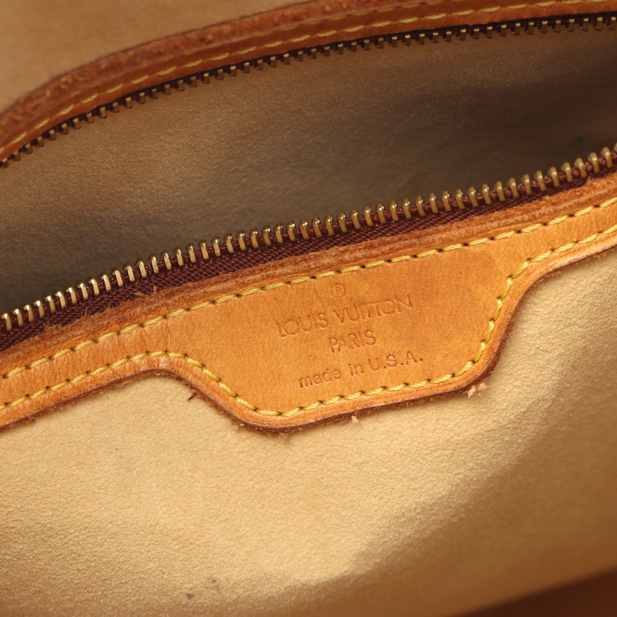 Louis Vuitton Louis Vuitton Looping Gm Monogram Shoulder Bag Leather Brown Size ONE SIZE - 4 Thumbnail