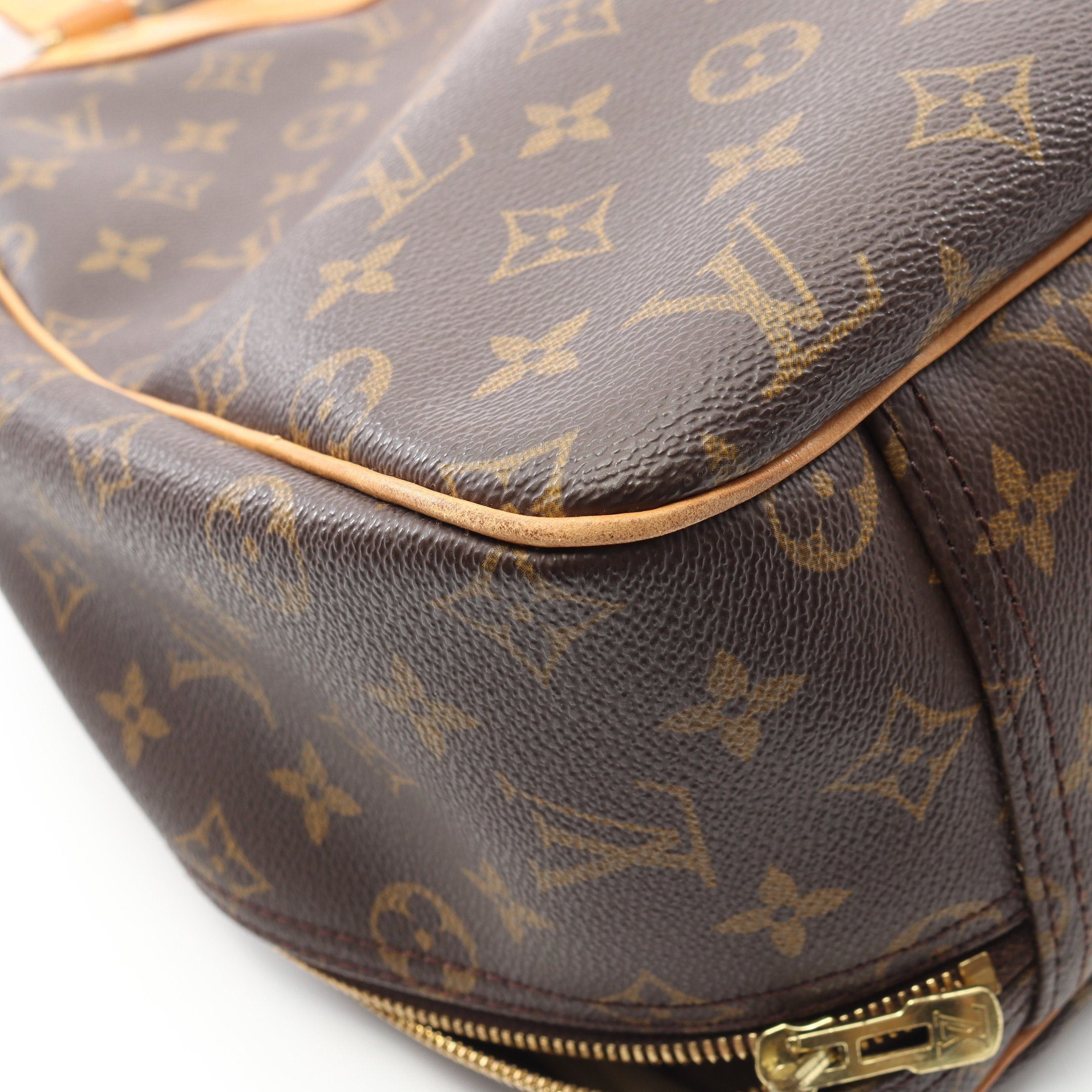 Louis Vuitton Louis Vuitton Excursion Monogram Handbag Leather Brown Size ONE SIZE - 9 Thumbnail