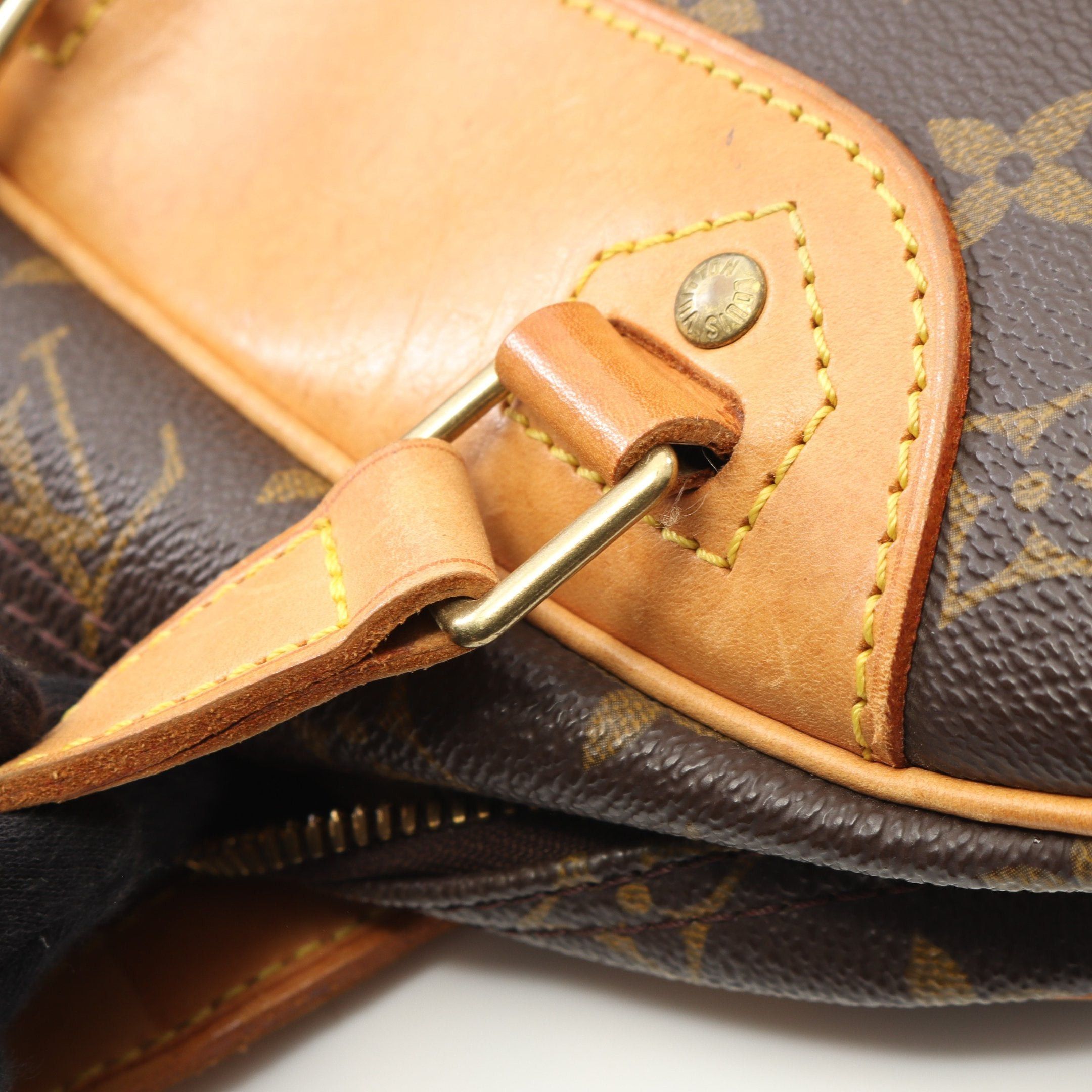 Louis Vuitton Louis Vuitton Excursion Monogram Handbag Leather Brown Size ONE SIZE - 11 Thumbnail