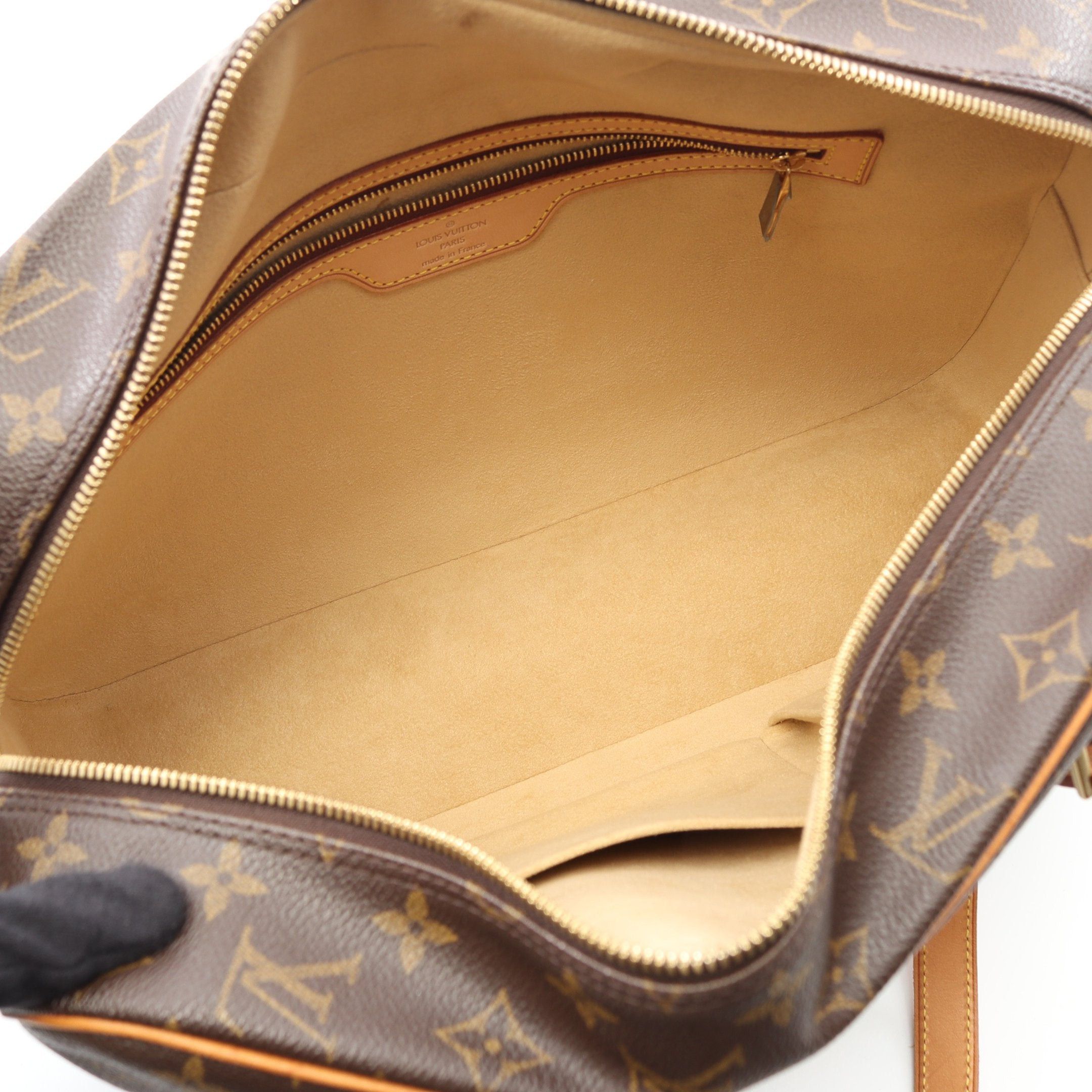 Louis Vuitton Louis Vuitton Cite Gm Monogram Shoulder Bag Leather Brown Size ONE SIZE - 3 Thumbnail