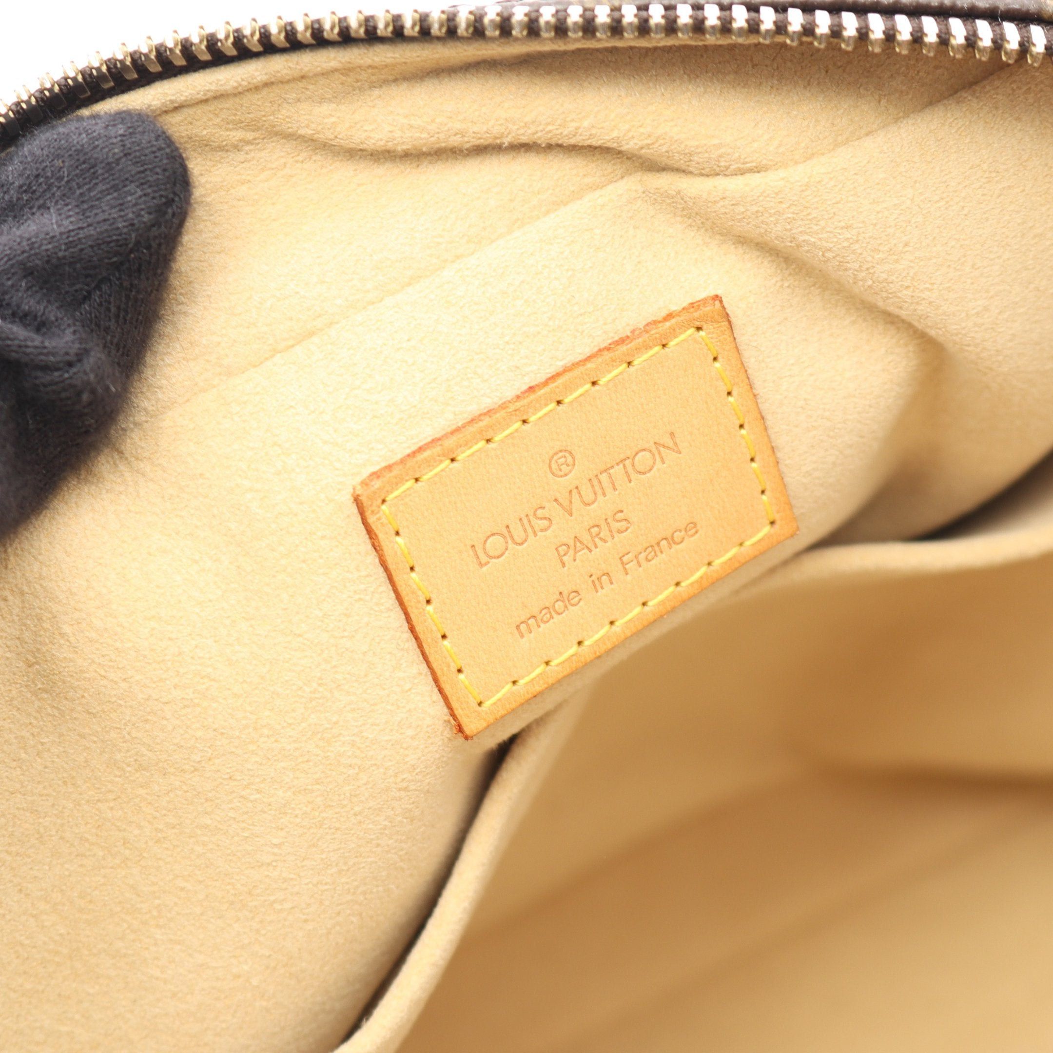 Louis Vuitton Louis Vuitton Manhattan Pm Monogram Handbag Leather Brown Size ONE SIZE - 4 Thumbnail