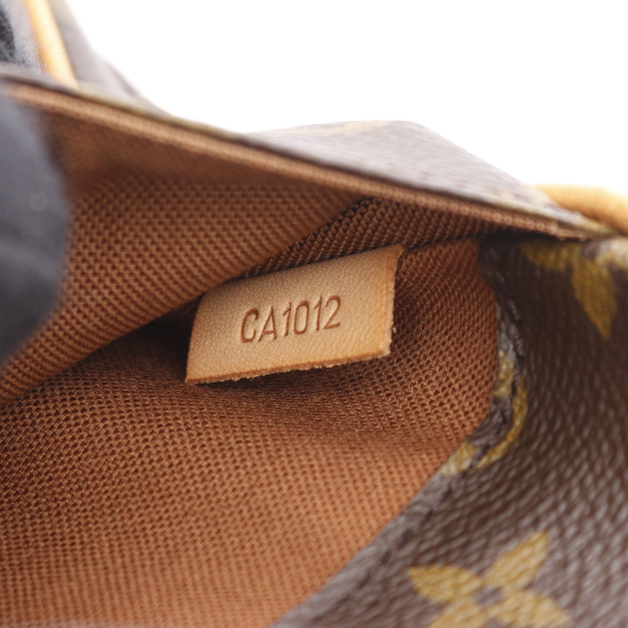 Louis Vuitton Louis Vuitton Pochette Ganju Monogram Body Bag Leather Brown Size ONE SIZE - 5 Thumbnail