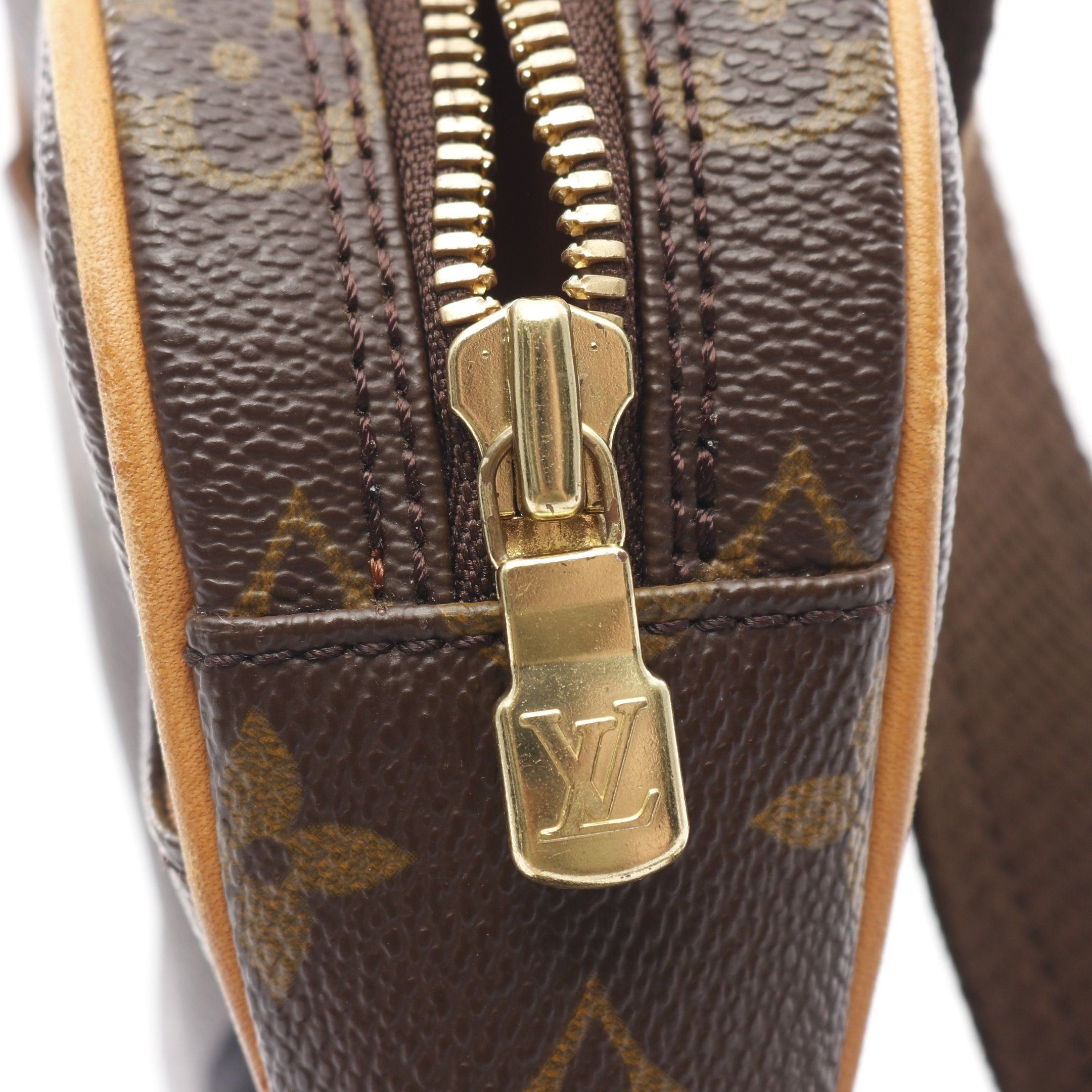Louis Vuitton Louis Vuitton Pochette Ganju Monogram Body Bag Leather Brown Size ONE SIZE - 6 Thumbnail
