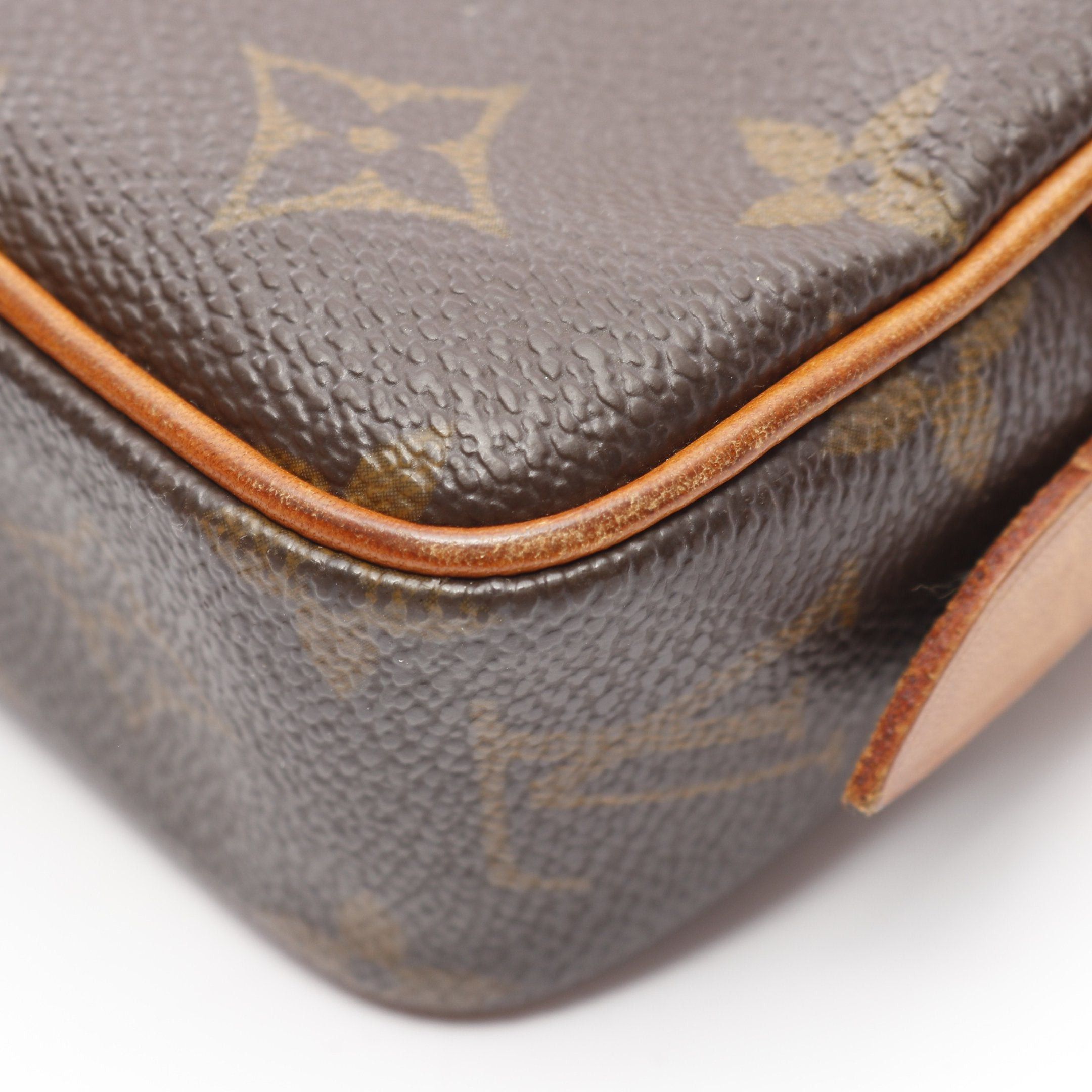Louis Vuitton Louis Vuitton Marly Monogram Shoulder Bag Leather Brown Size ONE SIZE - 7 Thumbnail