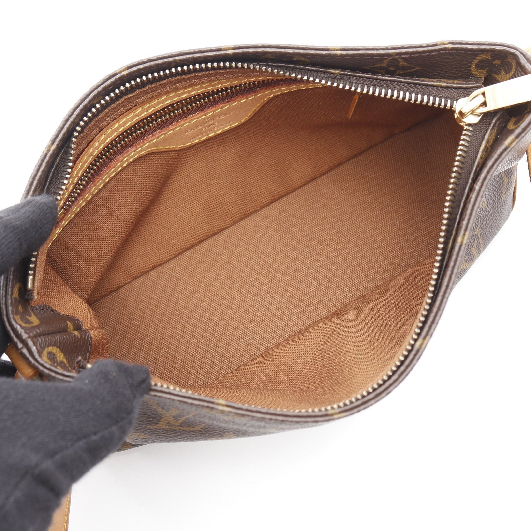 Louis Vuitton Louis Vuitton Trotteur Monogram Shoulder Bag Leather Brown Size ONE SIZE - 3 Thumbnail