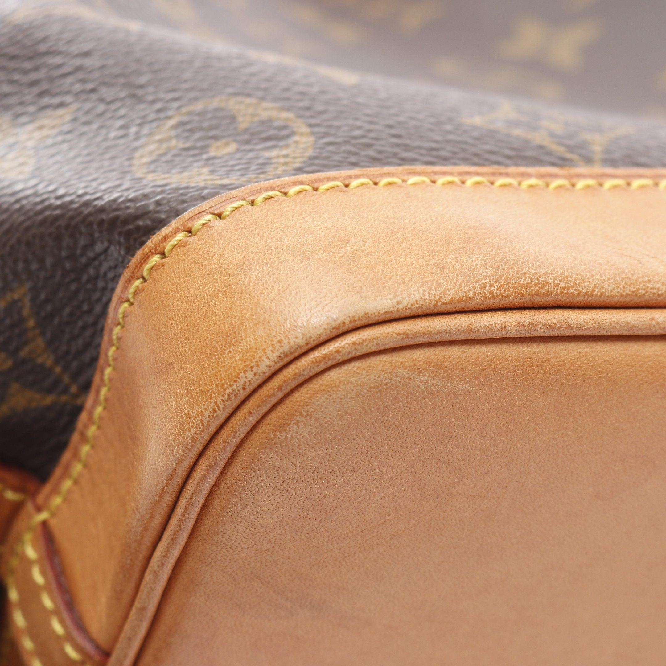 Louis Vuitton Louis Vuitton Mininoe Monogram Handbag Leather Brown Size ONE SIZE - 7 Thumbnail