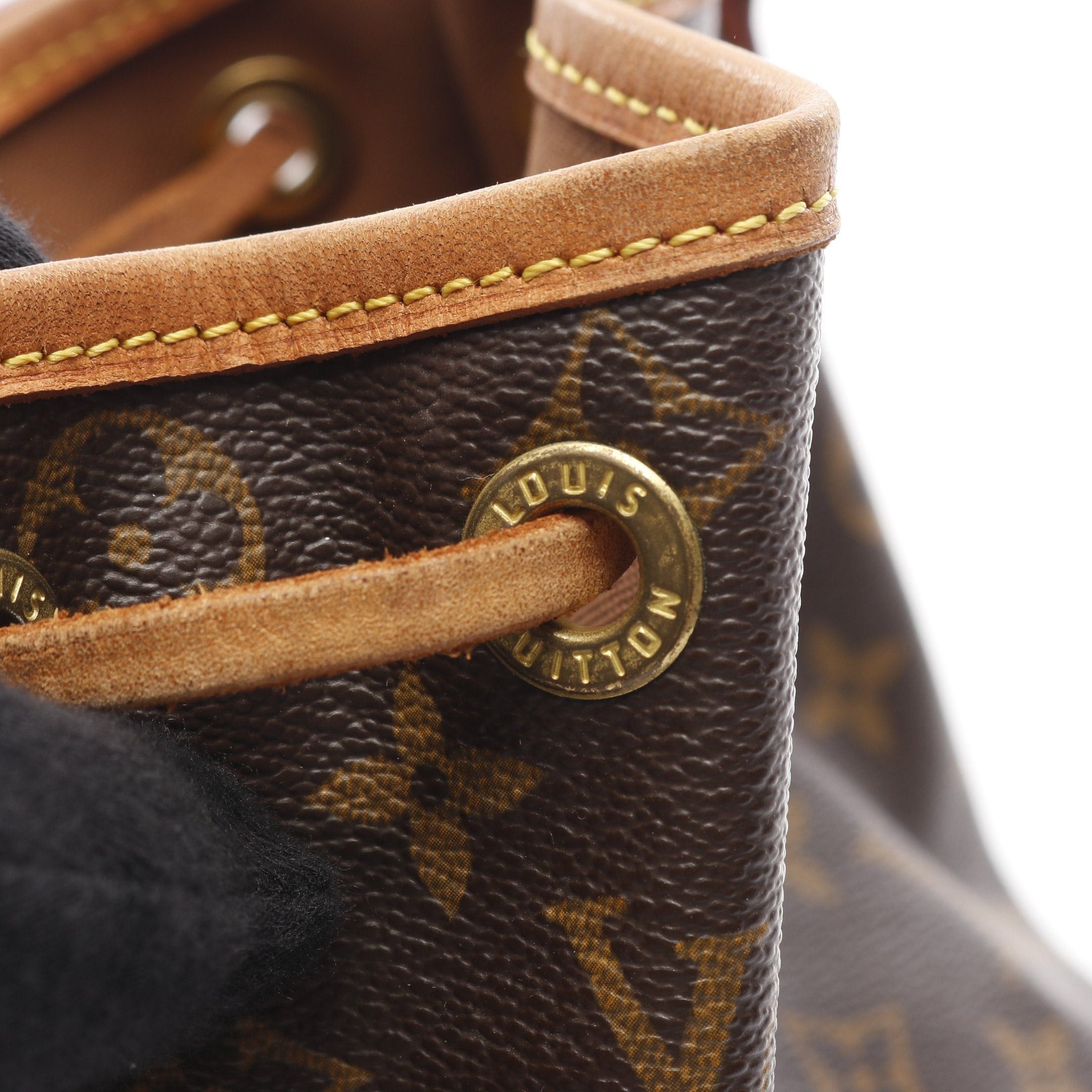 Louis Vuitton Louis Vuitton Mininoe Monogram Handbag Leather Brown Size ONE SIZE - 12 Thumbnail