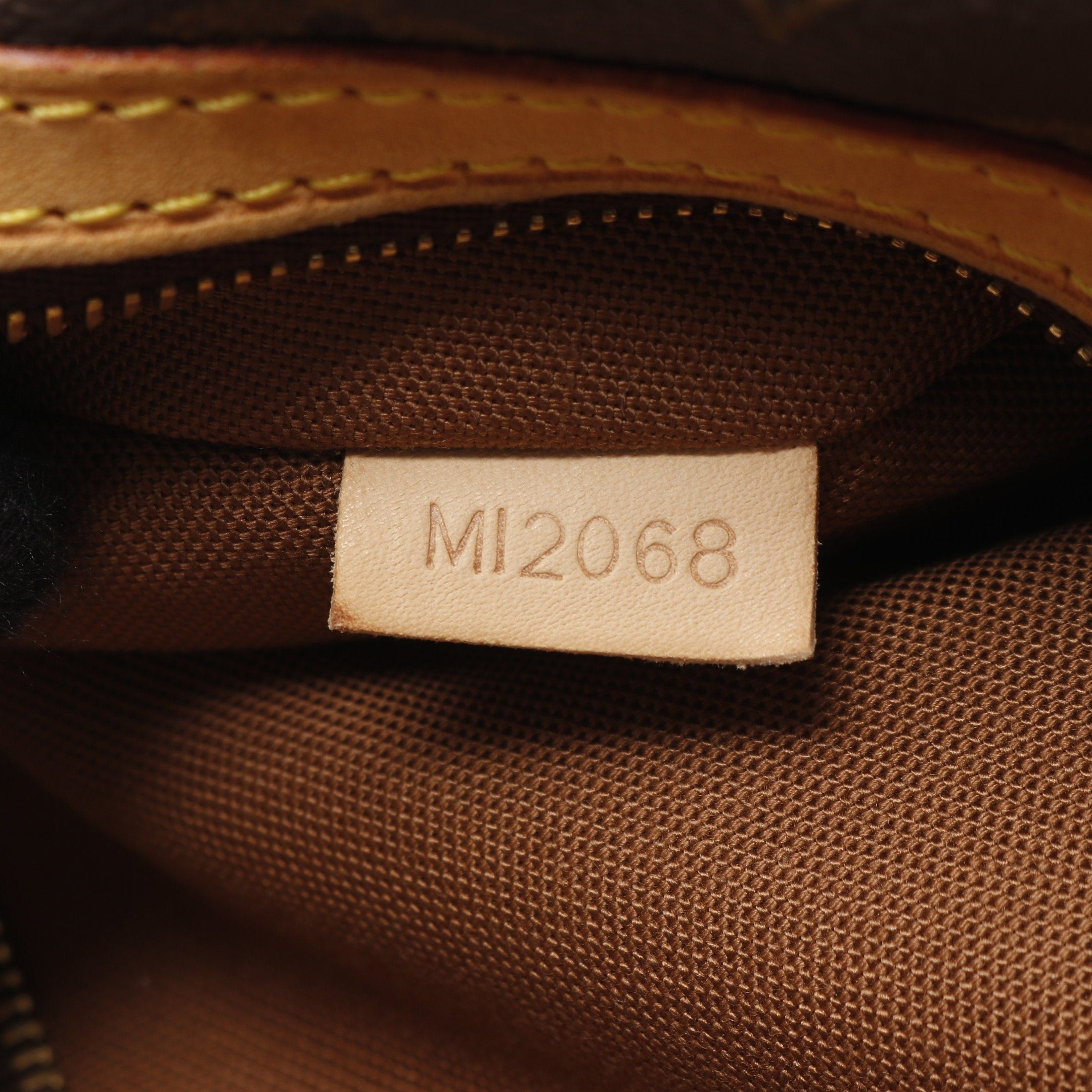 Louis Vuitton Louis Vuitton Pochette Bosphore Monogram Shoulder Bag Leather Brown Size ONE SIZE - 5 Thumbnail