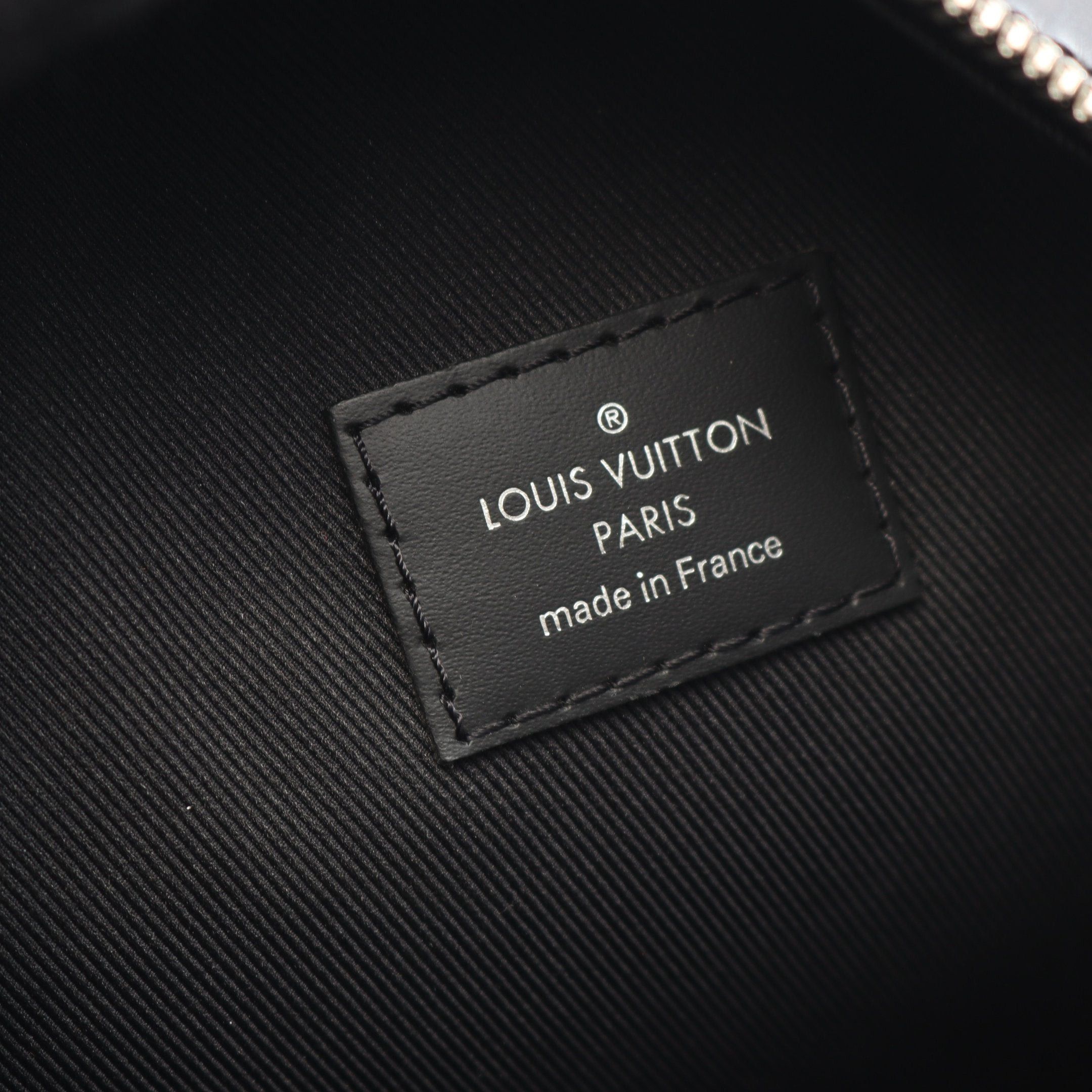 Louis Vuitton Louis Vuitton Josh Damier Graphite Backpack Rucksack Leather Black Size ONE SIZE - 4 Thumbnail