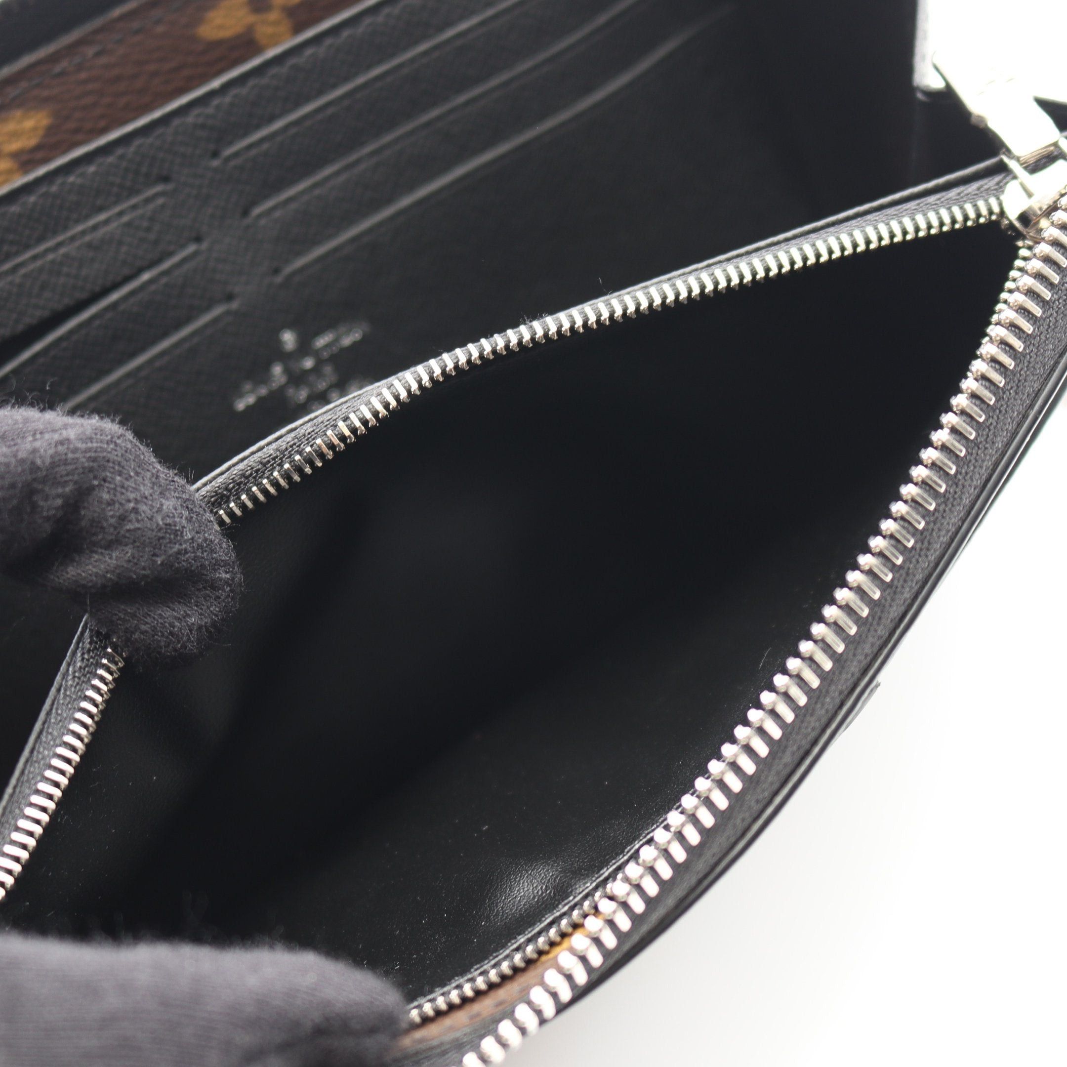Louis Vuitton Louis Vuitton Zippy Dragonne Monogram Macassar L-Shaped Zipper Long Wallet Leather Brown Black Size ONE SIZE - 5 Thumbnail