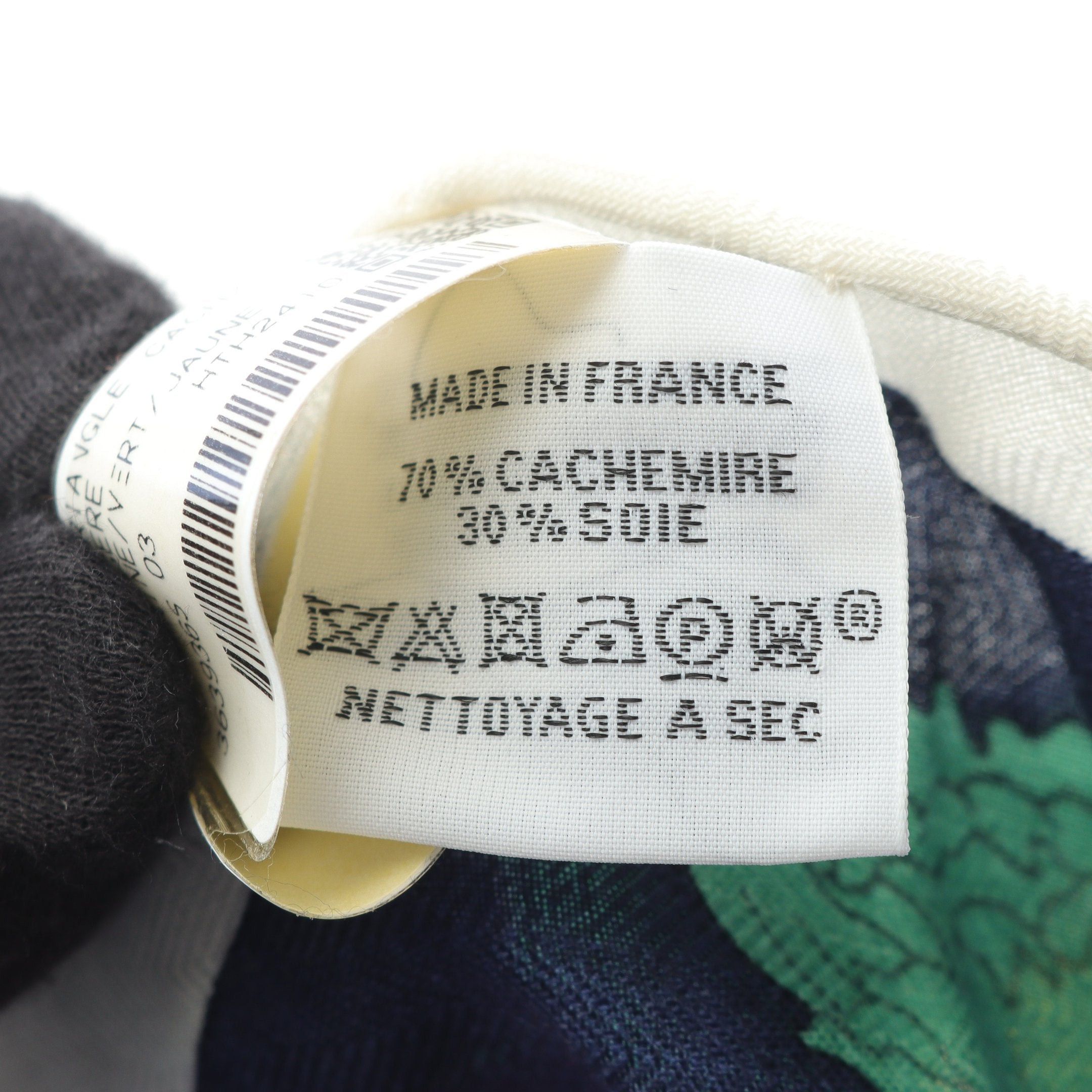 Hermes Hermes Triangle Geant Robe Legere Scarf Cashmere Silk Navy Multicolor Size ONE SIZE - 3 Thumbnail