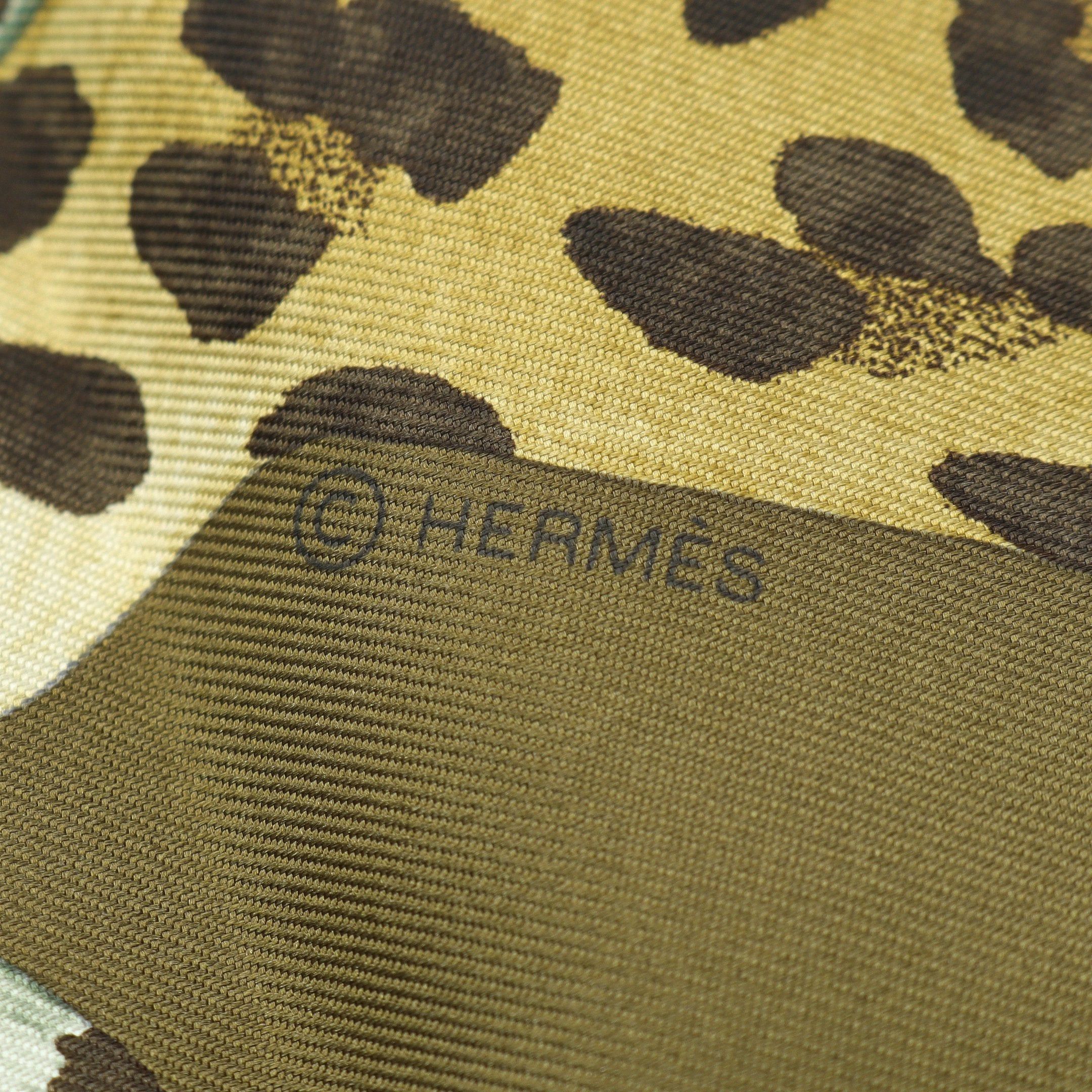 Hermes Hermes Carres 90 Lazy Leopardesses Scarf Silk Blue Gray Beige Black Size ONE SIZE - 2 Thumbnail
