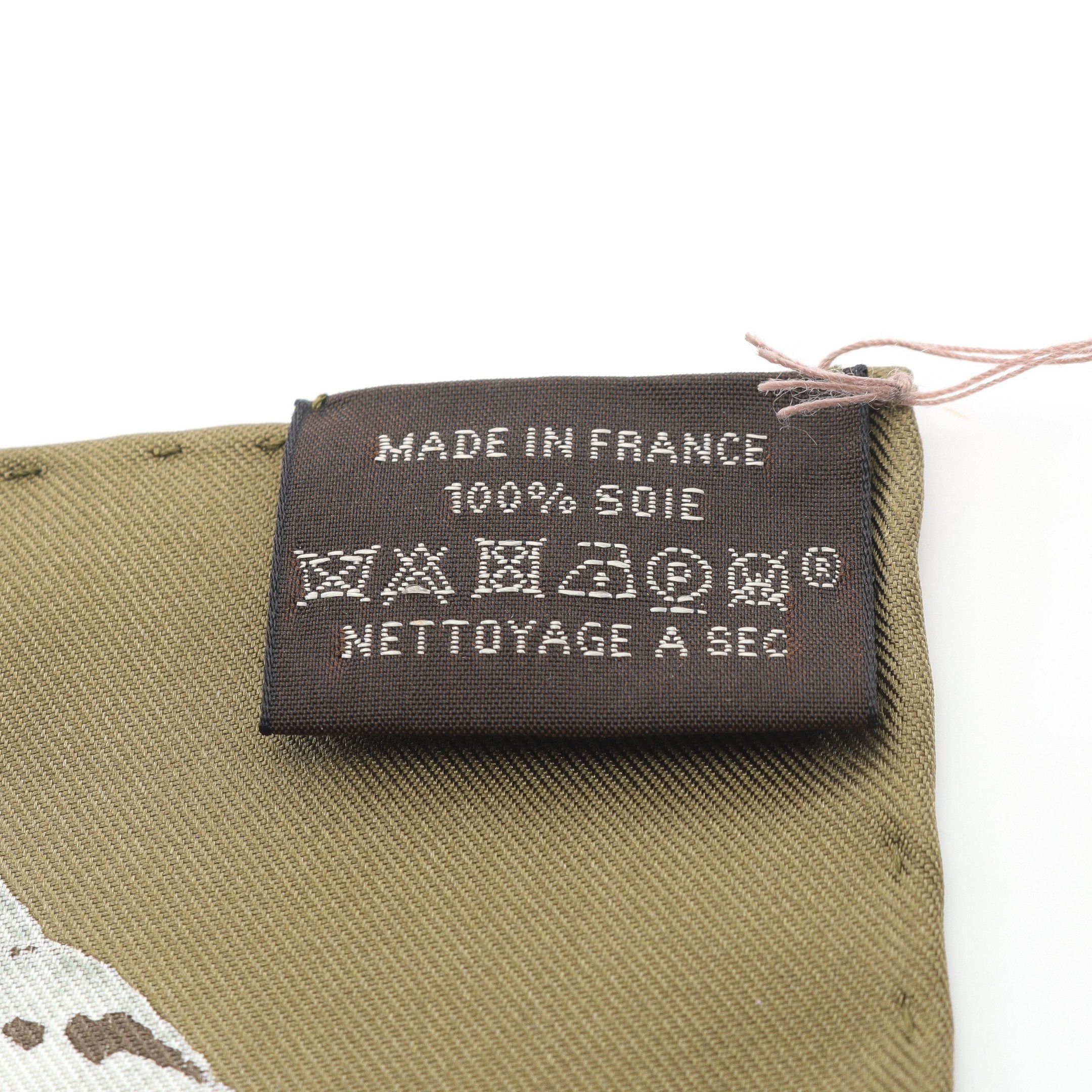 Hermes Hermes Carres 90 Lazy Leopardesses Scarf Silk Blue Gray Beige Black Size ONE SIZE - 3 Thumbnail