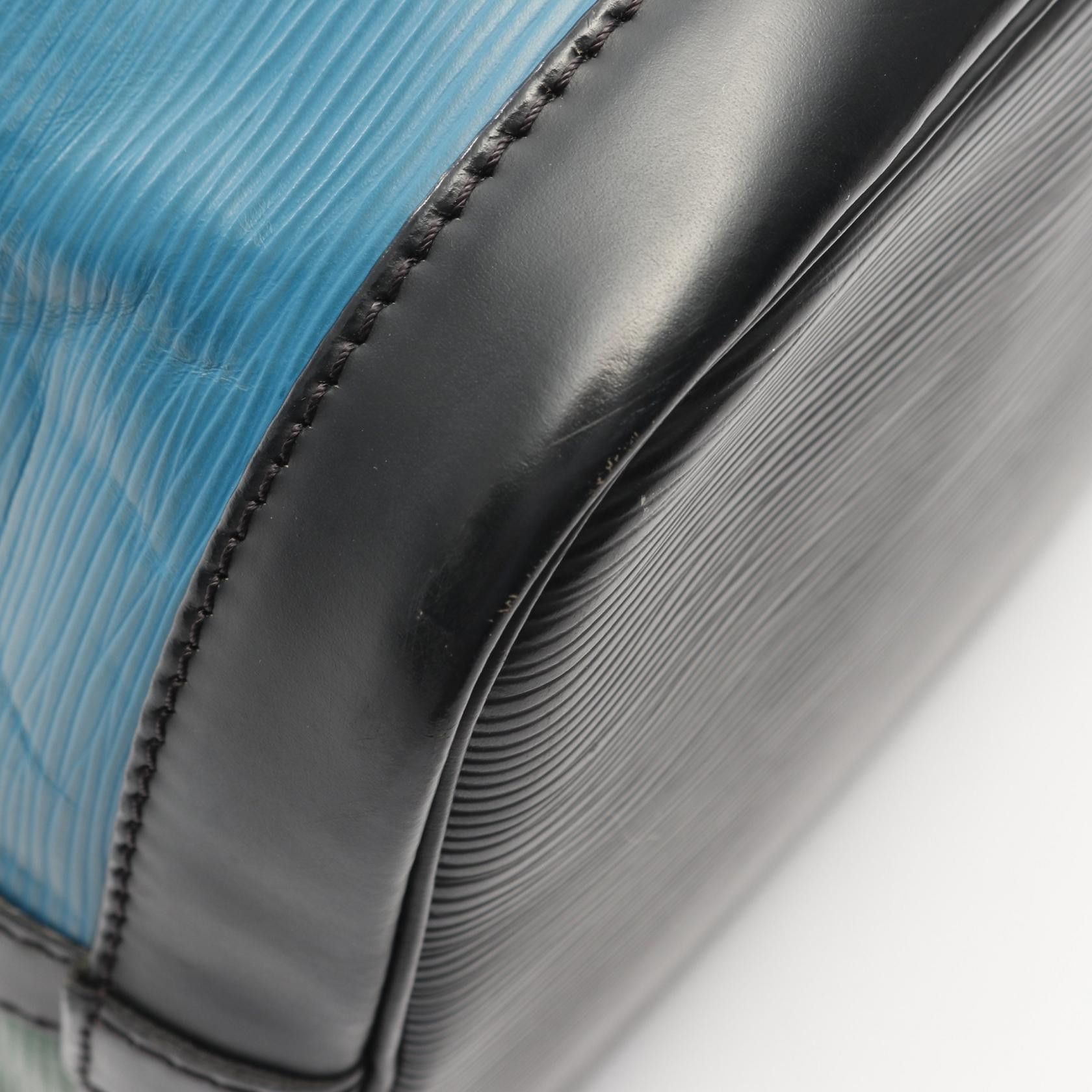 Louis Vuitton Louis Vuitton Petit Noe Tricolor Epi Peacock Blue Noir Shoulder Bag Leather Green Black Size ONE SIZE - 6 Thumbnail