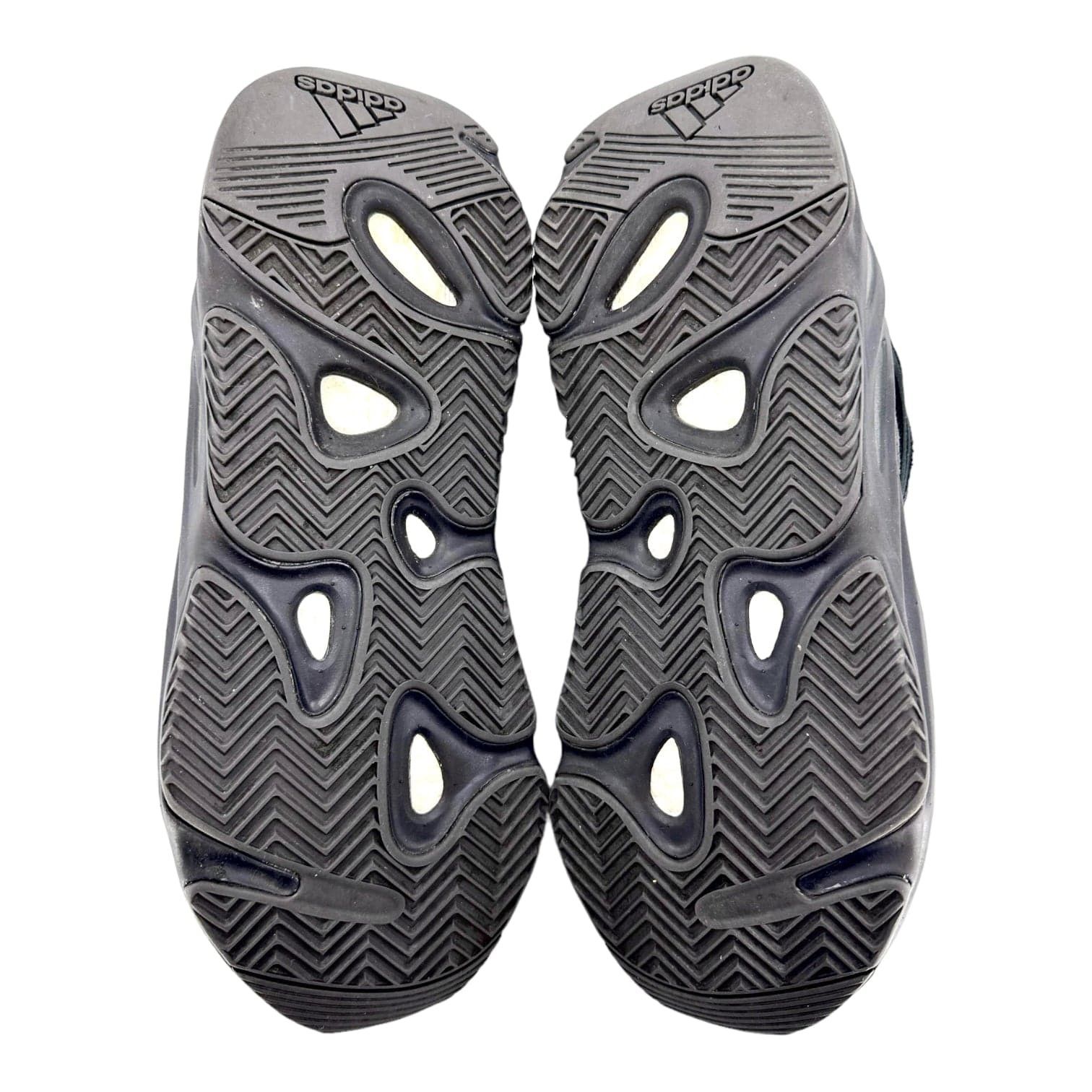 Yeezy Boost 700 V2 Vanta