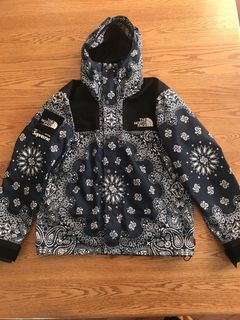 Supreme bandana north face sales jacket