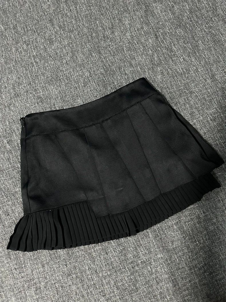 Neil Barrett Neil Barrett Pleated Black Mini Skirt Size 38" / US 16 / IT 52 - 4 Thumbnail