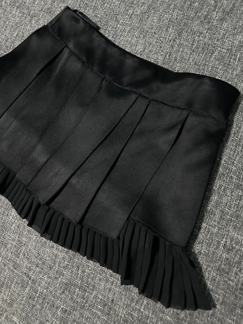 Neil Barrett Neil Barrett Pleated Black Mini Skirt Size 38" / US 16 / IT 52 - 2 Thumbnail