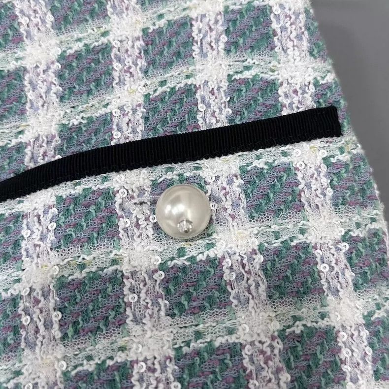 Prada Plaid Short Skirt with Pearl Buttons Size 40" / US 18 - 4 Thumbnail