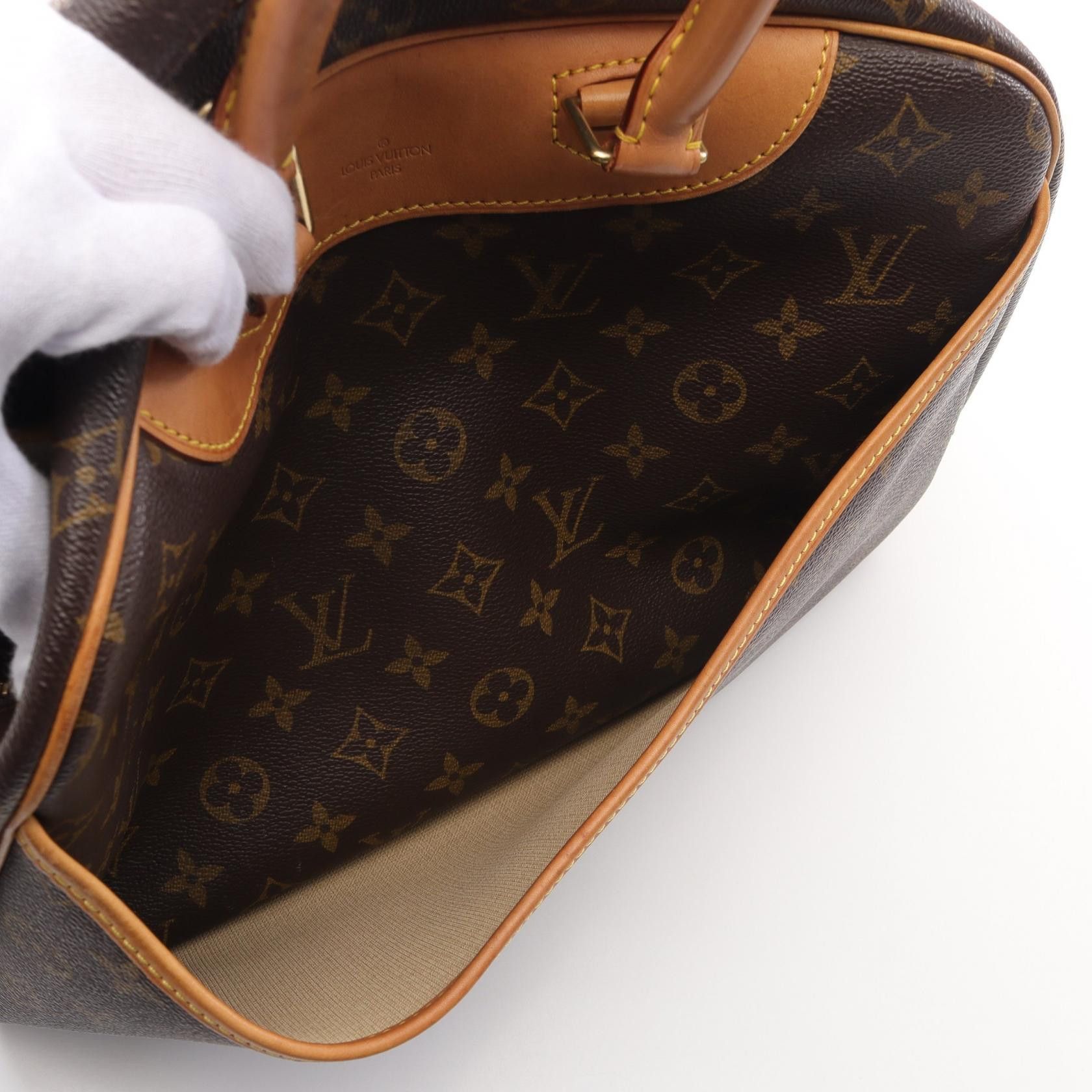 Louis Vuitton Louis Vuitton Louis Vuitton Deauville Monogram Handbag Canvas Handbag M47270 Size ONE SIZE - 4 Thumbnail