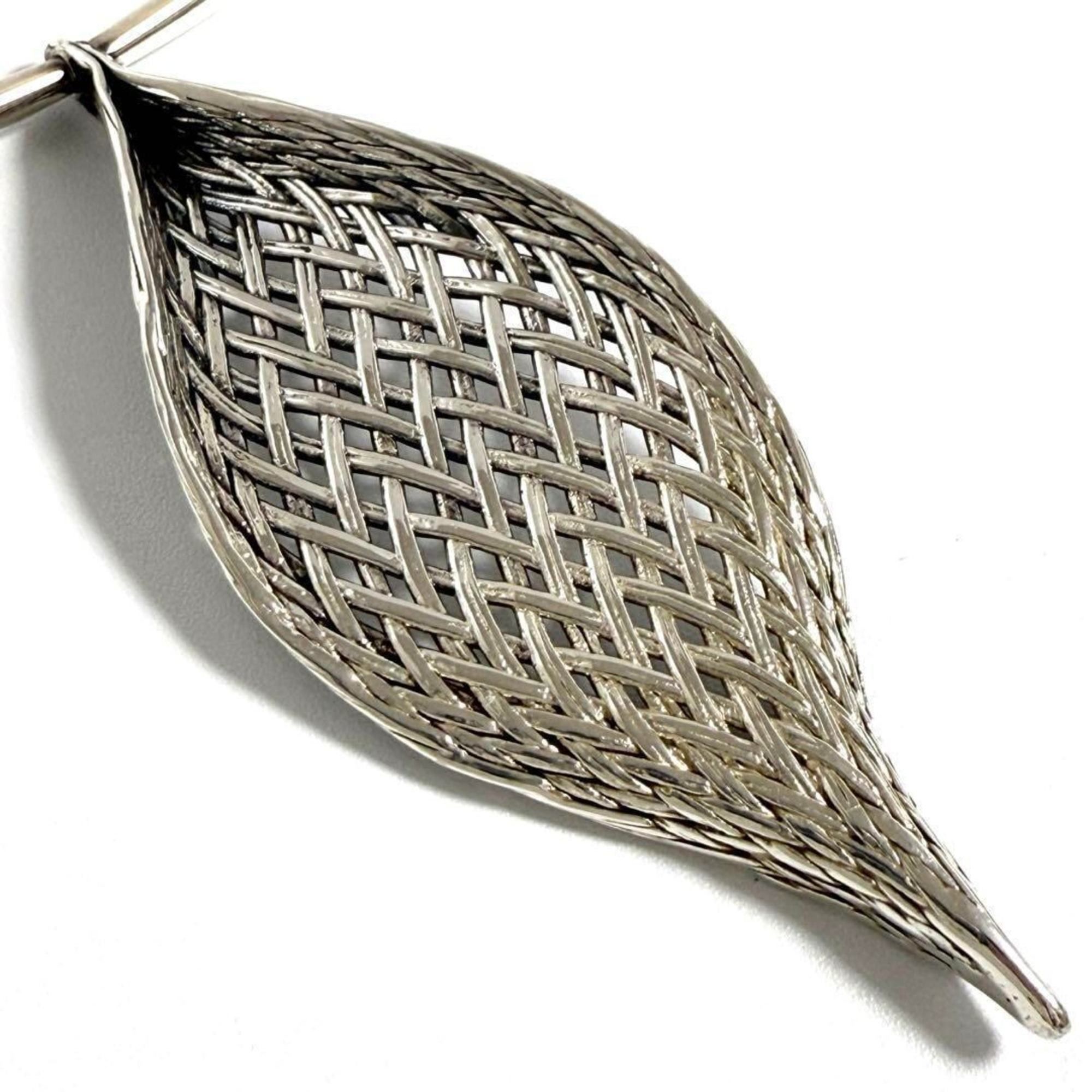 Tiffany & Co. Tiffany Mesh Leaf Pendant Necklace Choker Size ONE SIZE - 3 Thumbnail