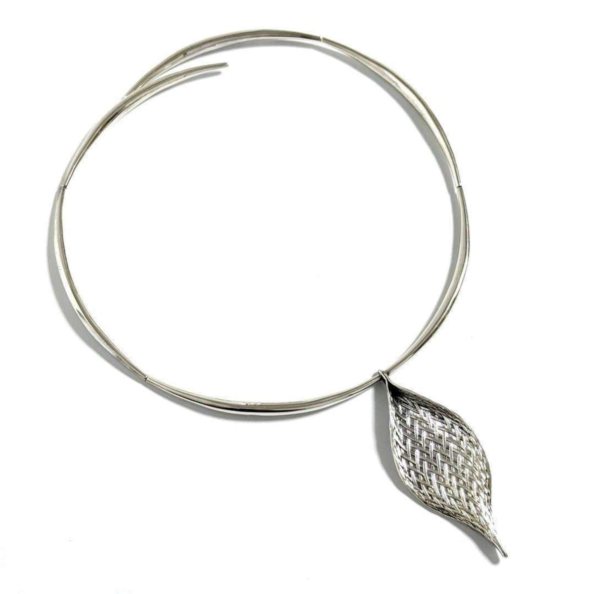 Tiffany & Co. Tiffany Mesh Leaf Pendant Necklace Choker Size ONE SIZE - 2 Thumbnail