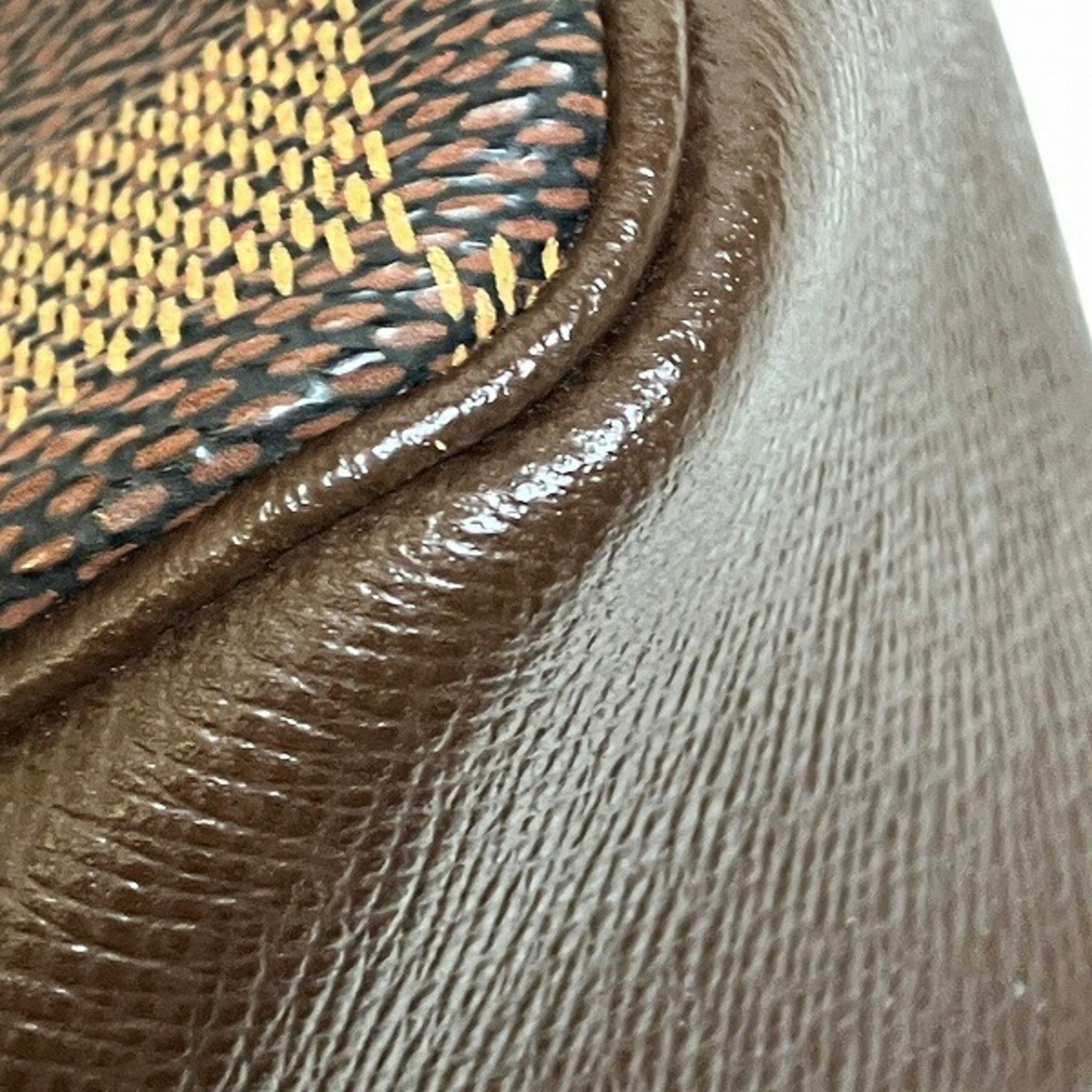 Louis Vuitton Louis Vuitton Trousse makeup clutch Size ONE SIZE - 4 Thumbnail