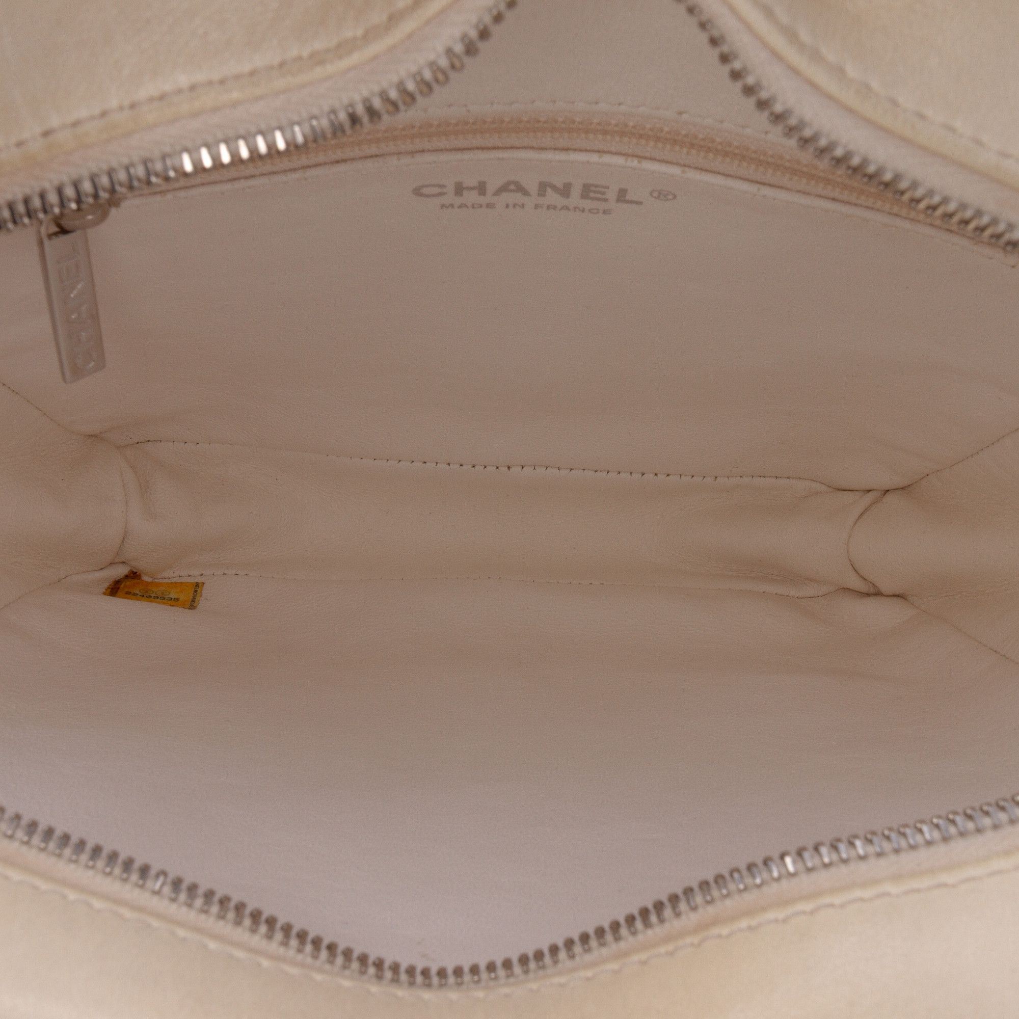 Chanel Chanel Tweed and Resin Zipped Shopping Bag Size ONE SIZE - 4 Thumbnail