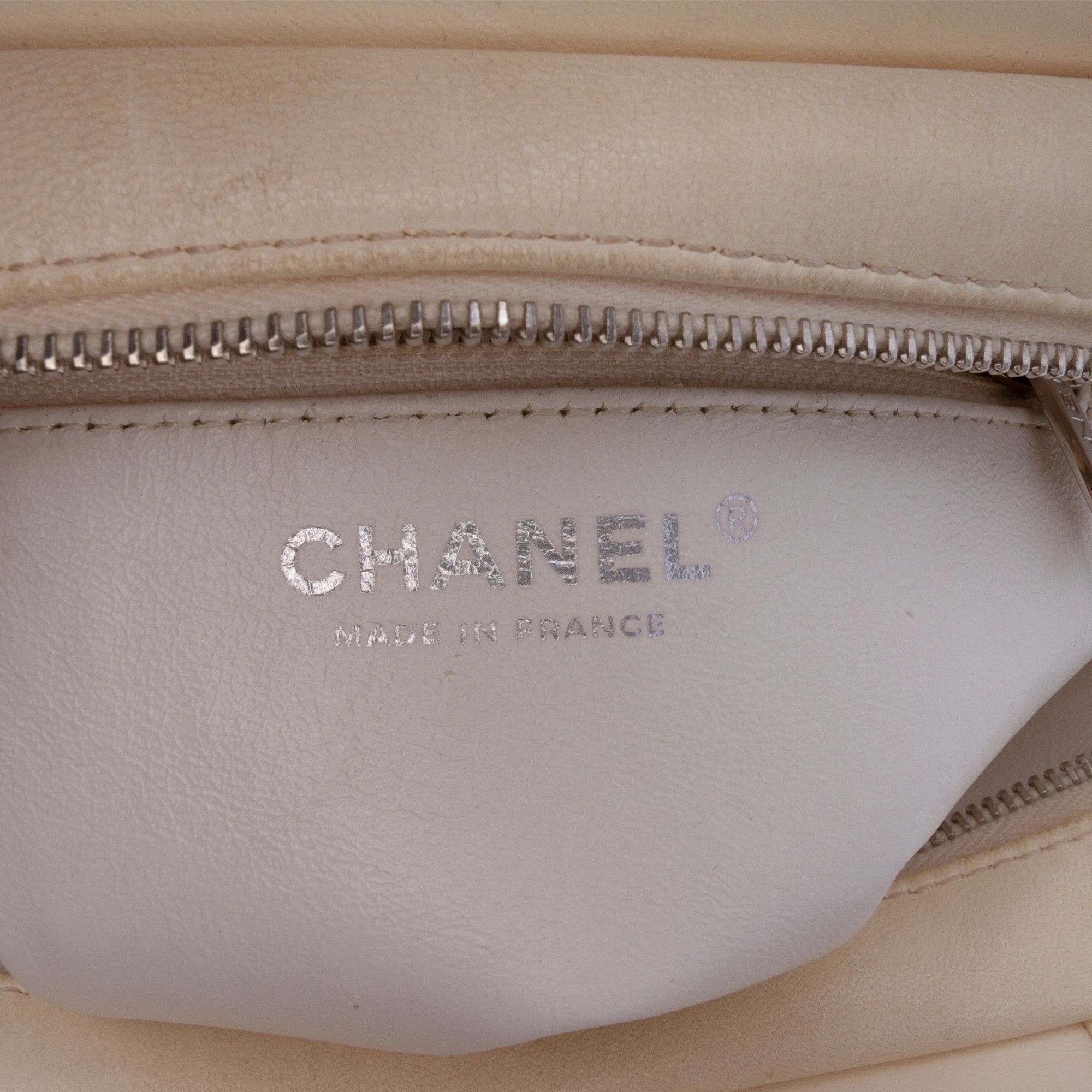 Chanel Chanel Tweed and Resin Zipped Shopping Bag Size ONE SIZE - 5 Thumbnail