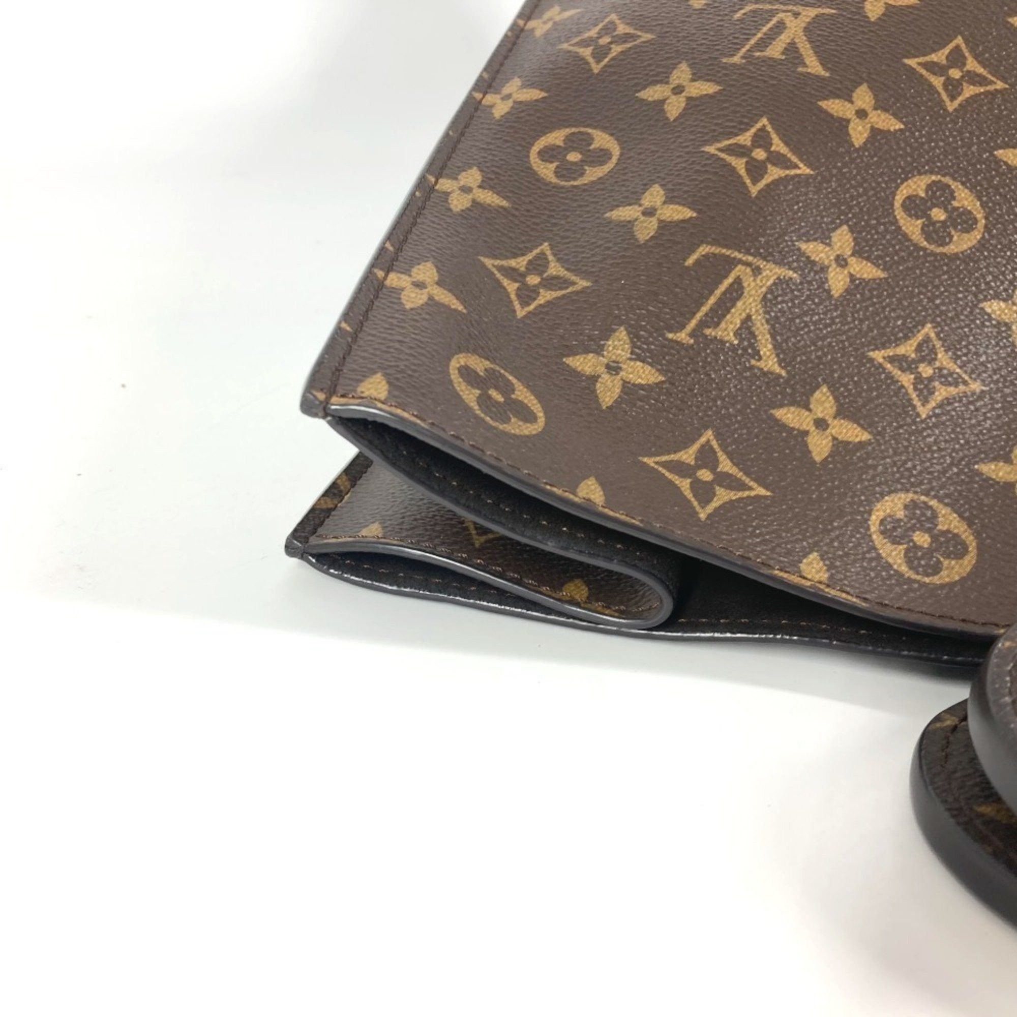 Louis Vuitton Louis Vuitton Pacific Pilot handbag Size ONE SIZE - 9 Thumbnail