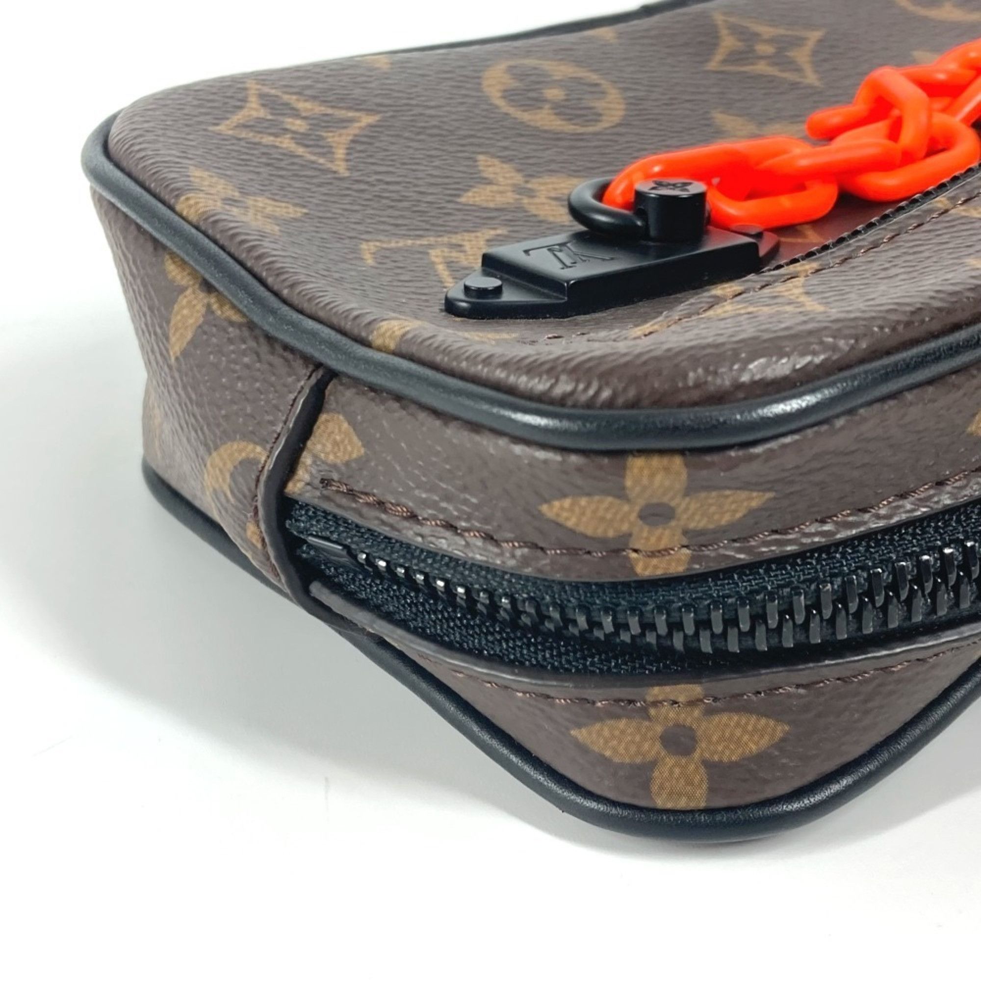 Louis Vuitton Louis Vuitton Volga clutch Size ONE SIZE - 8 Thumbnail