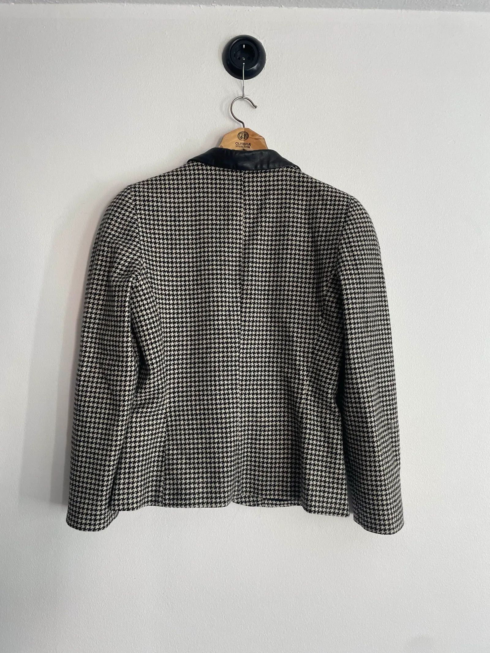 Guy Laroche Guy Laroche Blazer Size XS / US 0-2 / IT 36-38 - 2 Thumbnail