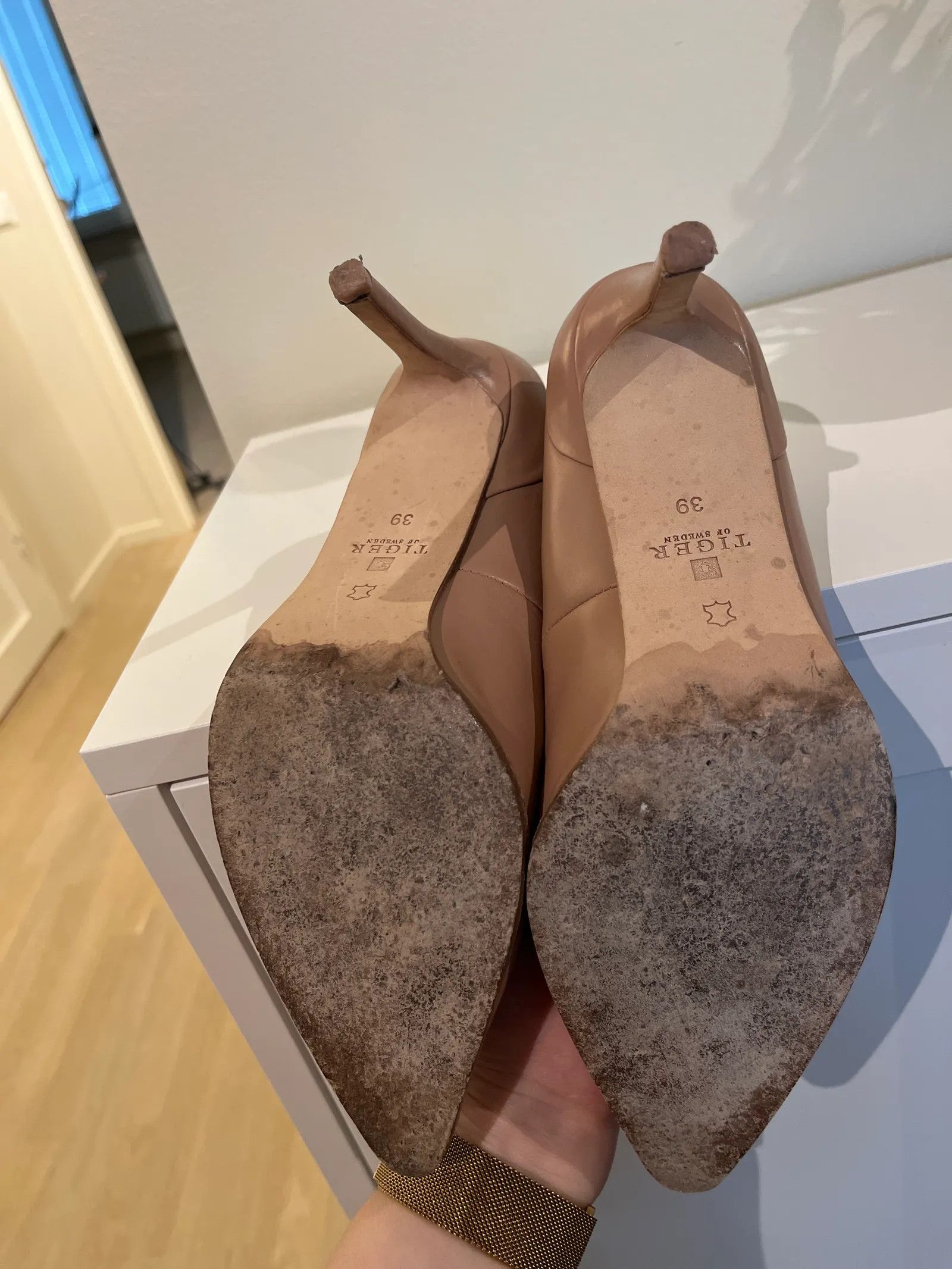Tiger of Sweden Tiger of Sweden Heels Size US 9 / IT 39 - 3 Thumbnail