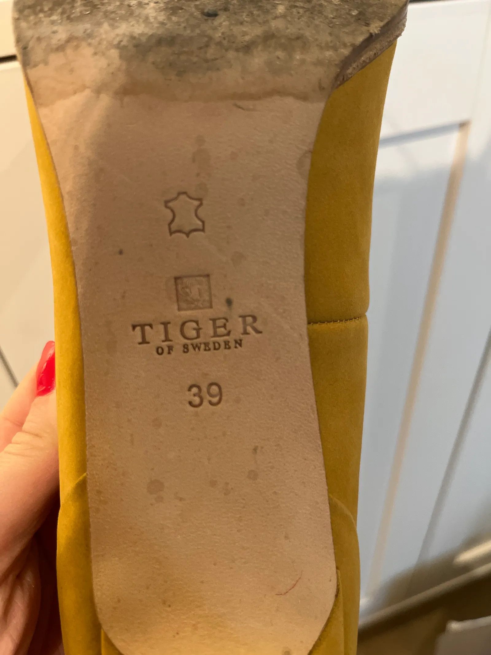 Tiger of Sweden Tiger of Sweden Heels Size US 9 / IT 39 - 2 Thumbnail