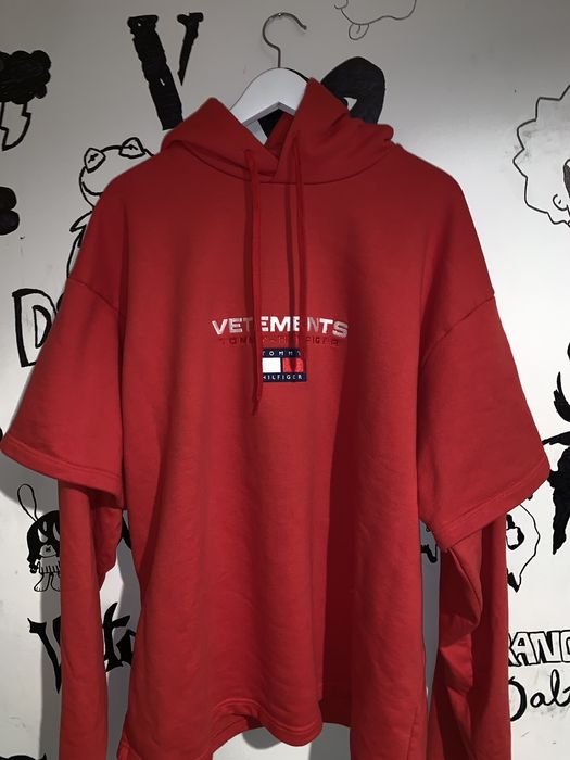 Vetements tommy hilfiger store double sleeve hoodie