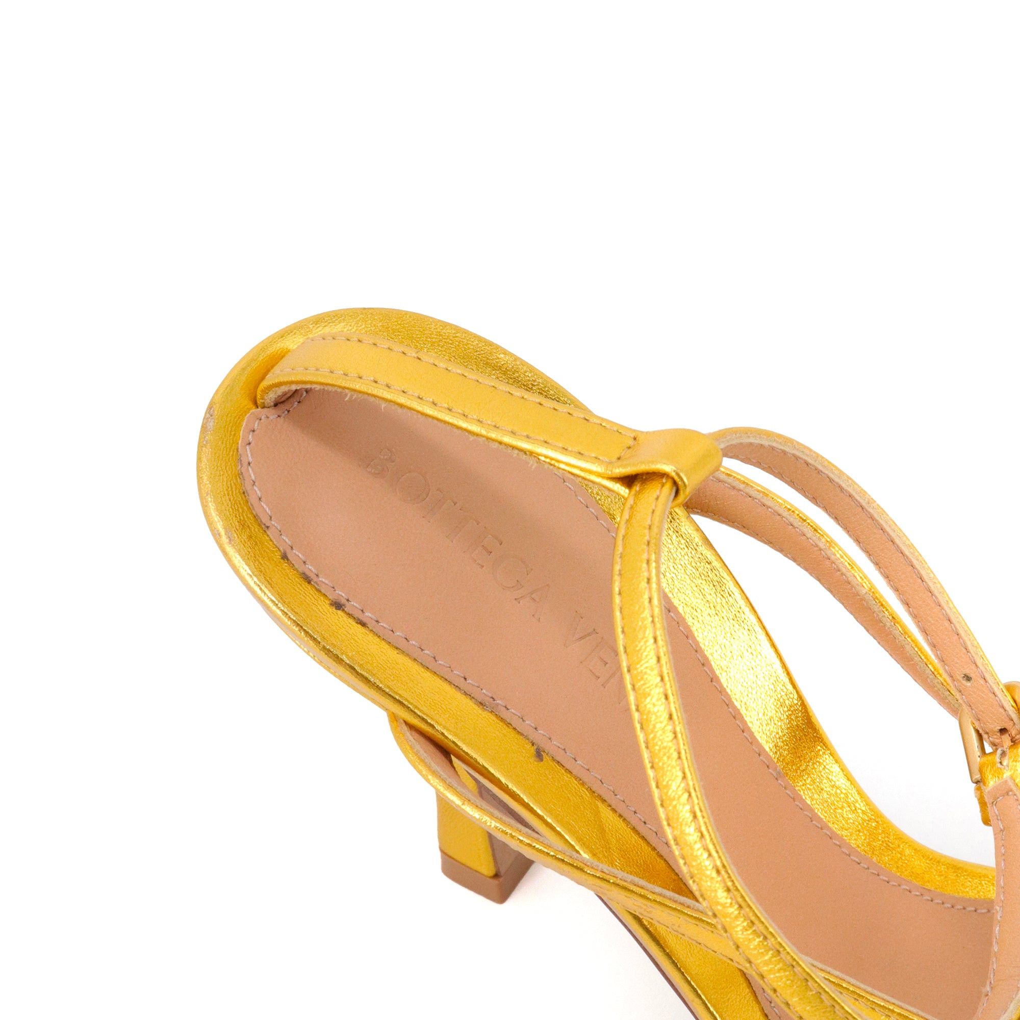 Bottega Veneta BOTTEGA VENETA - Bottega Veneta heeled sandals in gold leather (T35) Size US 4 / IT 34 - 4 Thumbnail