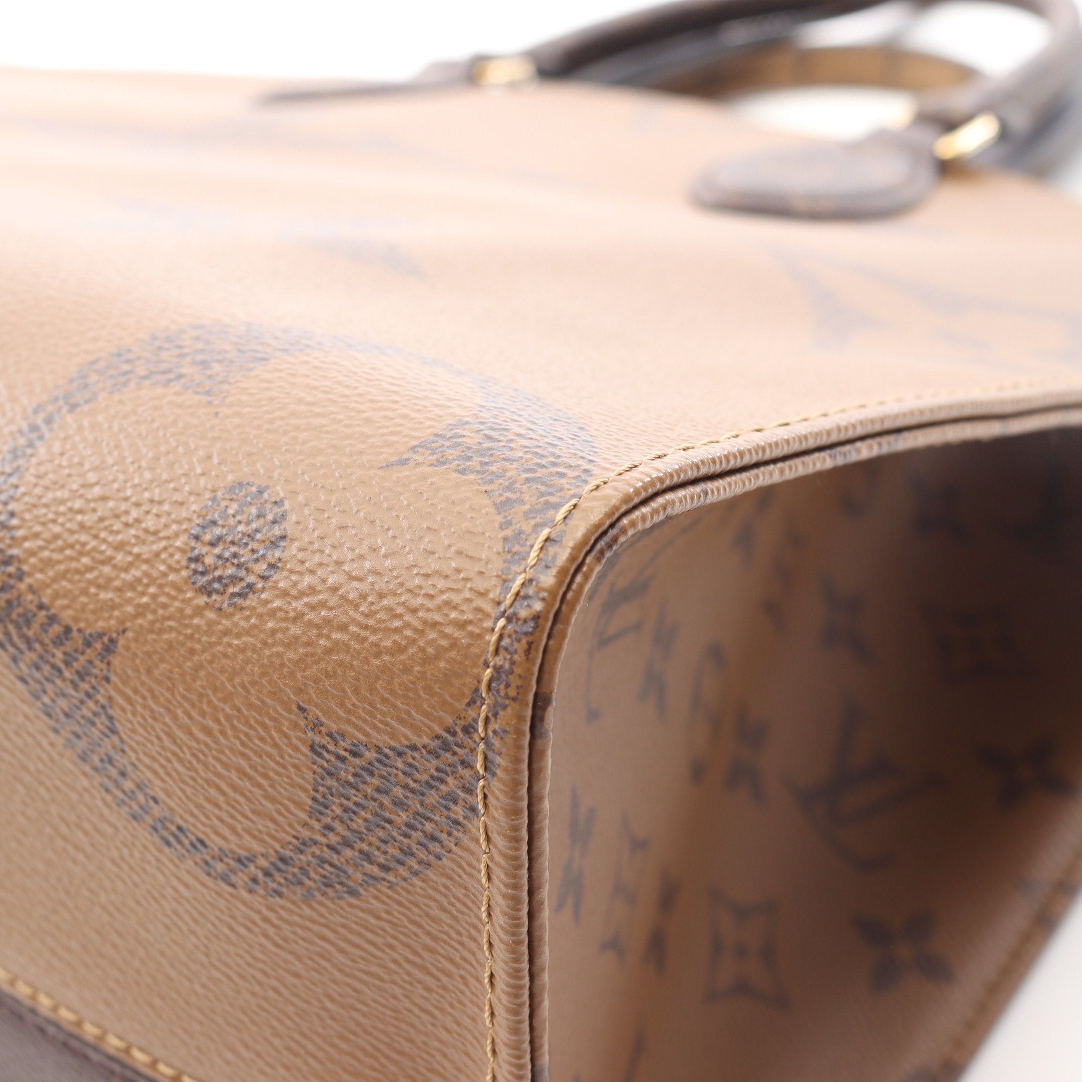 Louis Vuitton Louis Vuitton On-The-Go Mm Monogram Giant Reverse Shoulder Bag Tote Leather Brown Beige Size ONE SIZE - 5 Thumbnail