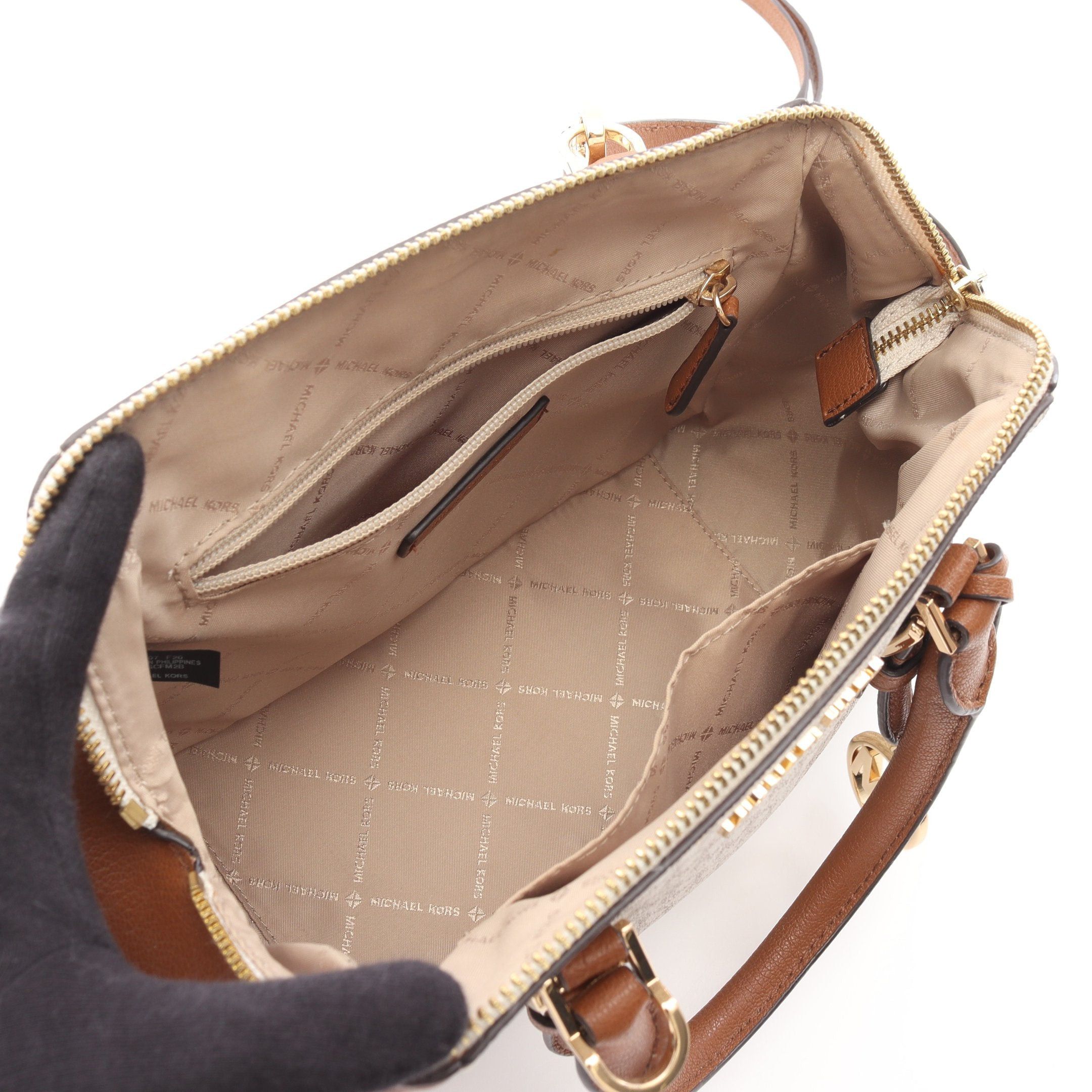 Michael Kors Michael Kors Charlotte Md Messenger Handbag Leather White Brown Size ONE SIZE - 3 Thumbnail