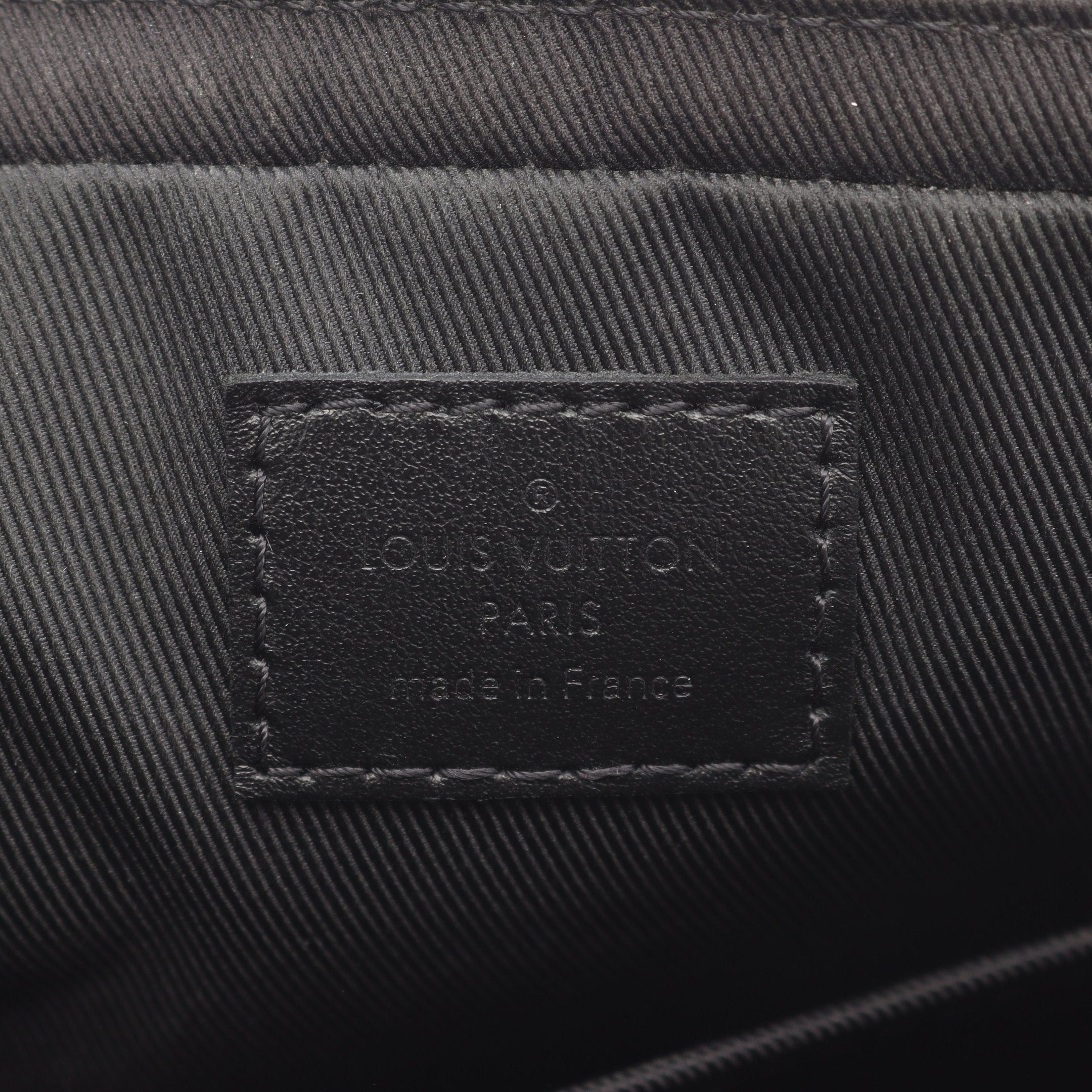 Louis Vuitton Louis Vuitton Trio Messenger Monogram Eclipse Shoulder Bag Leather Black Gray Size ONE SIZE - 4 Thumbnail