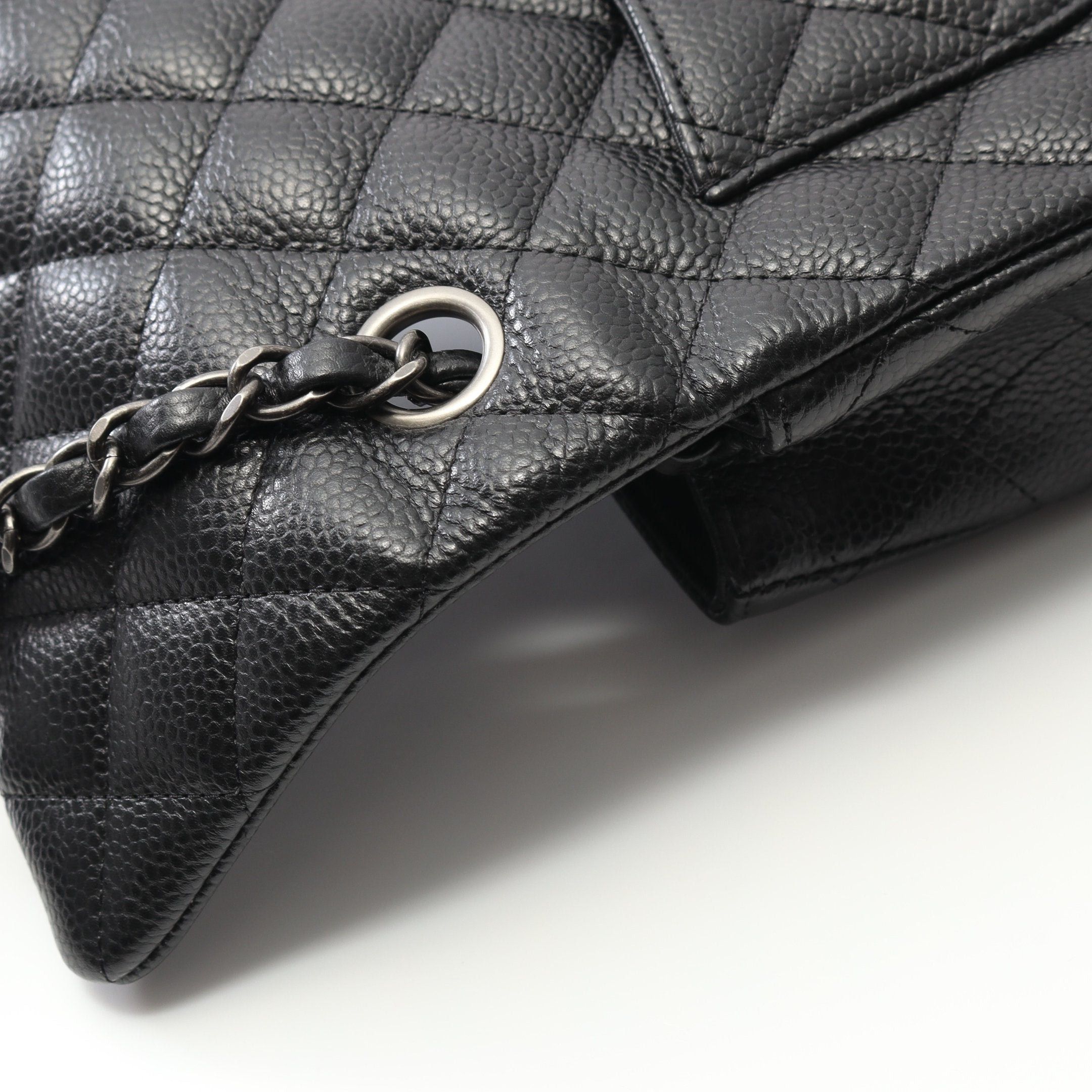 Chanel Chanel Mini Matelasse 20 Chain Shoulder Bag Caviar Skin Black Antique Silver Hardware Size ONE SIZE - 9 Thumbnail