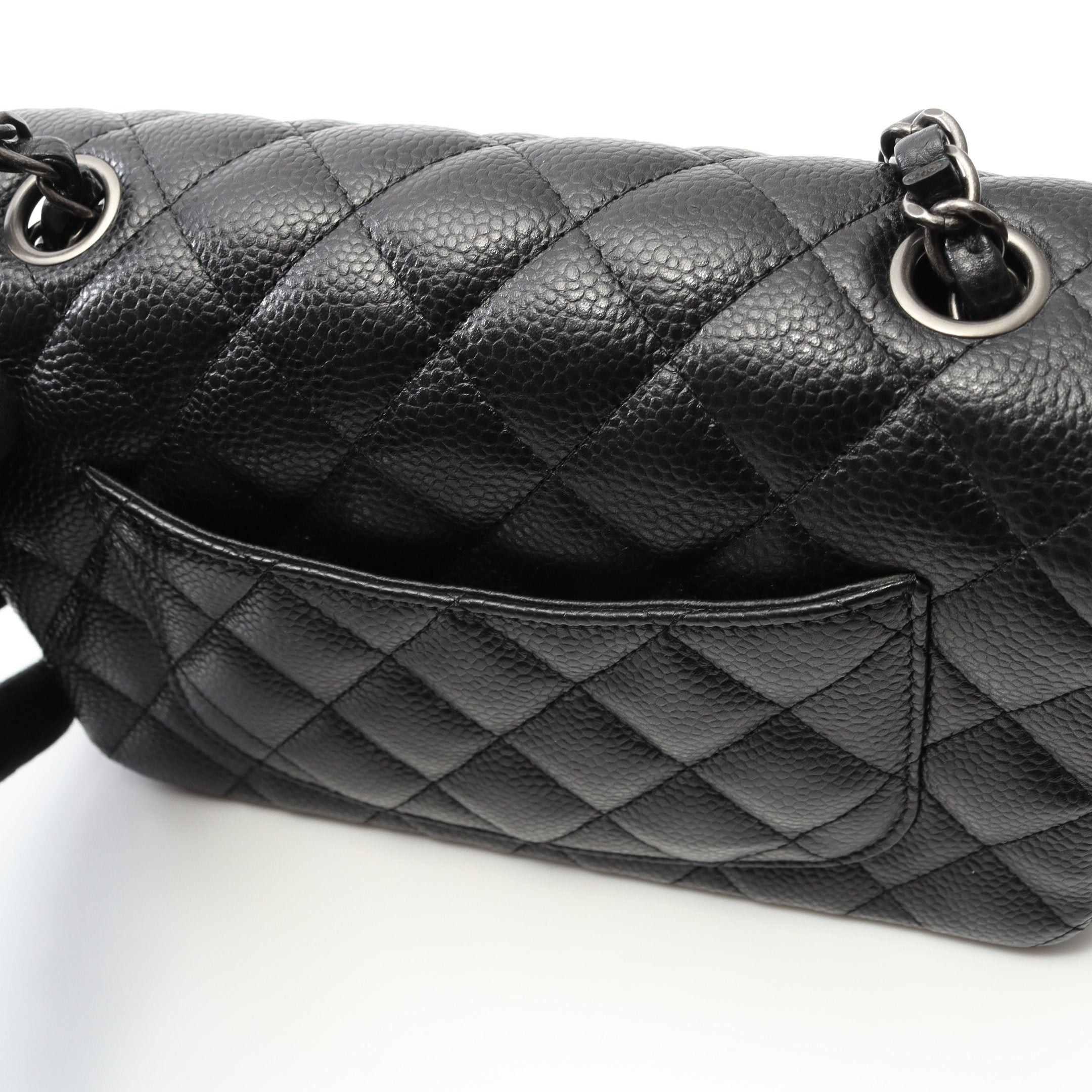 Chanel Chanel Mini Matelasse 20 Chain Shoulder Bag Caviar Skin Black Antique Silver Hardware Size ONE SIZE - 8 Thumbnail