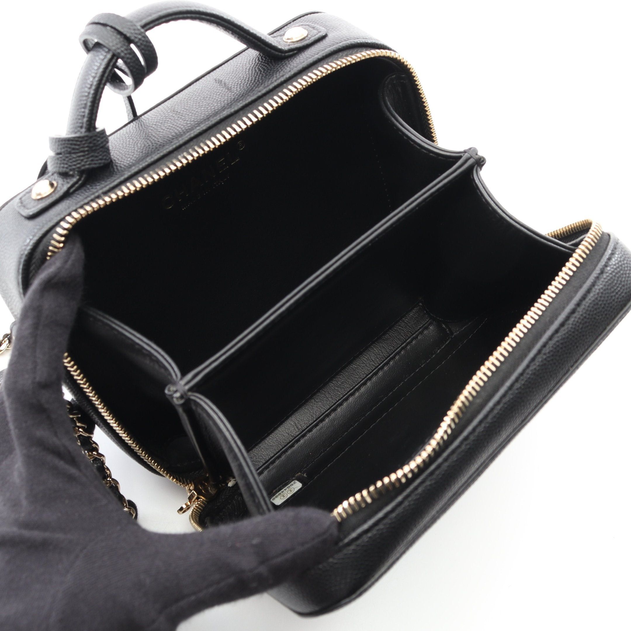 Chanel Chanel Cc Figley Small Vanity Bag Chain Shoulder Caviar Skin Black Gold Hardware Size ONE SIZE - 3 Thumbnail
