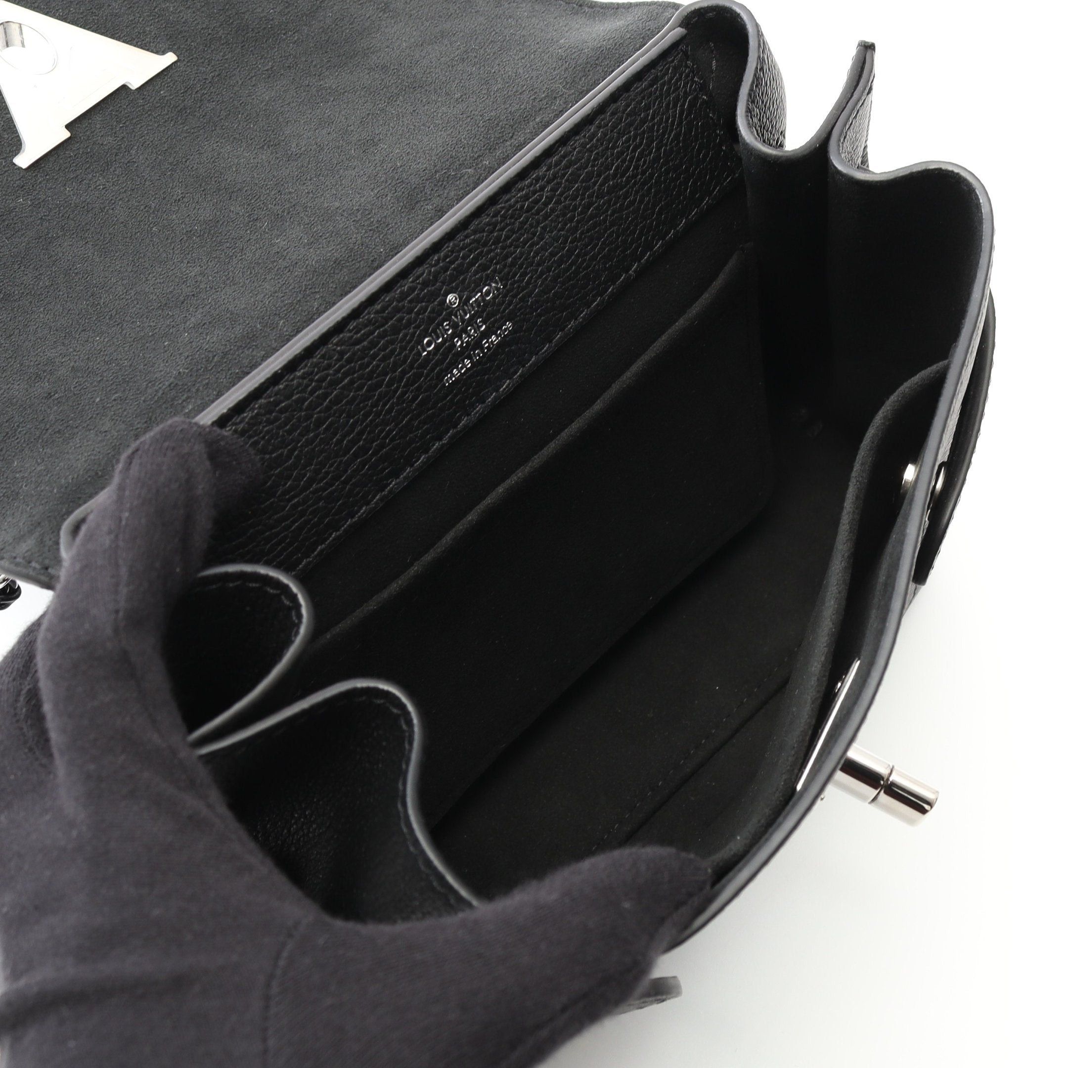Louis Vuitton Louis Vuitton Rock Me Ever Mini Handbag Leather Black Size ONE SIZE - 3 Thumbnail