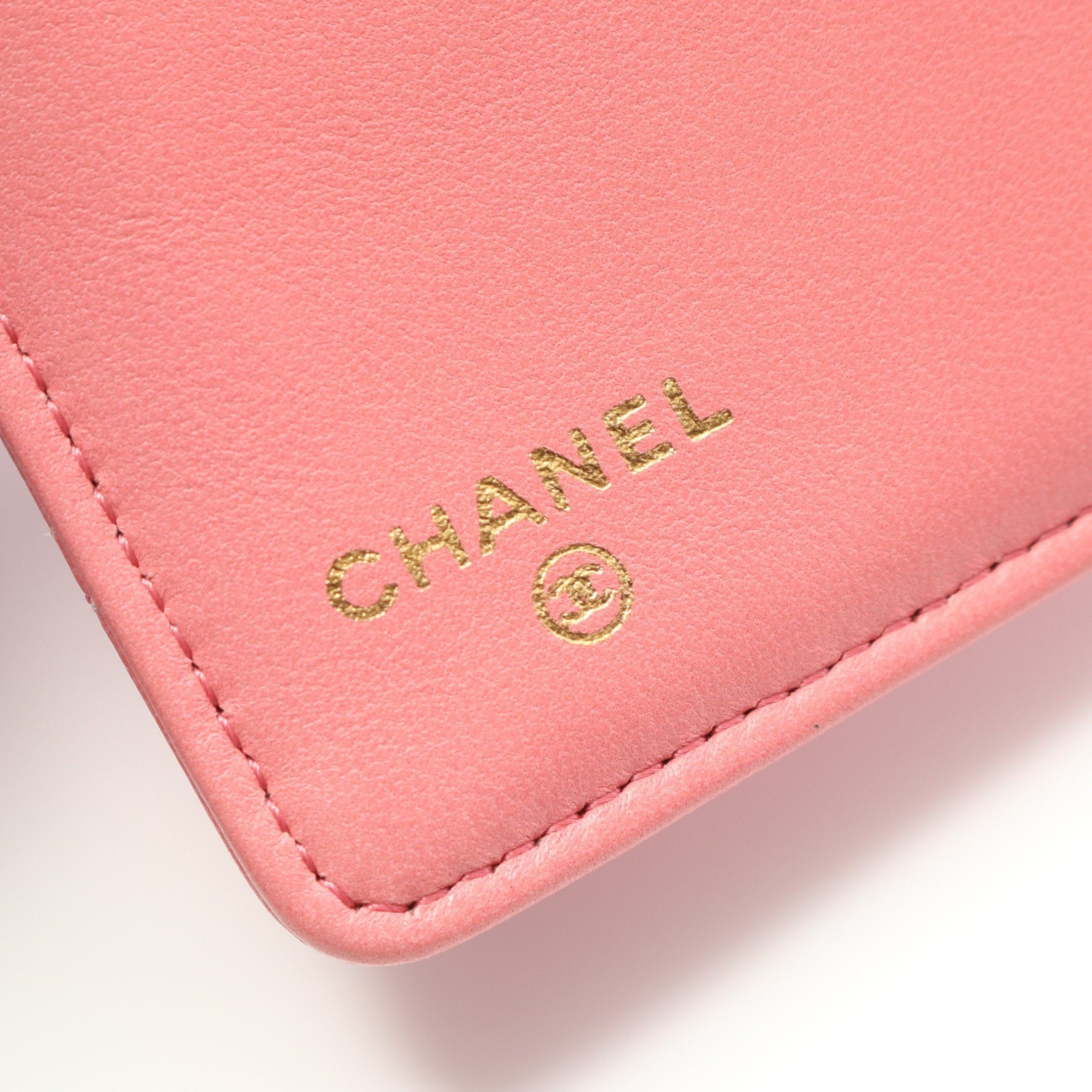 Chanel Chanel Matelasse Bi-Fold Long Wallet Lambskin Pink Gold Hardware Size ONE SIZE - 4 Thumbnail