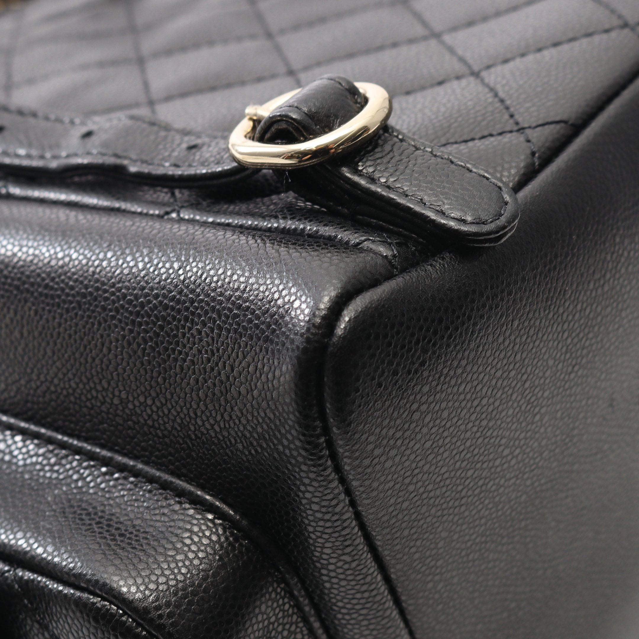 Chanel Chanel Matelasse Backpack Rucksack Caviar Skin Black Gold Hardware Size ONE SIZE - 6 Thumbnail