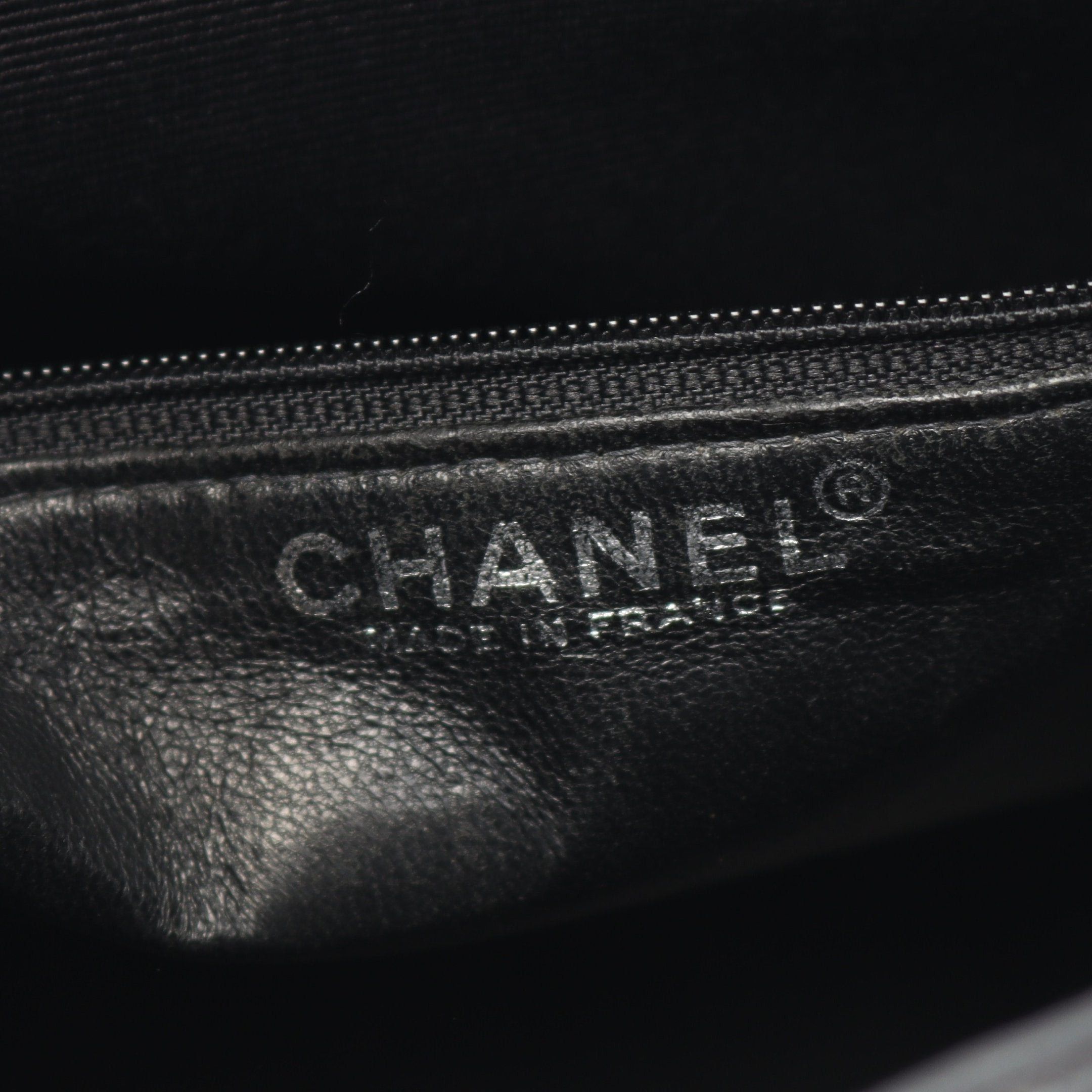 Chanel Chanel Reissue Tote Handbag Bag Caviar Skin Black Silver Hardware Size ONE SIZE - 4 Thumbnail