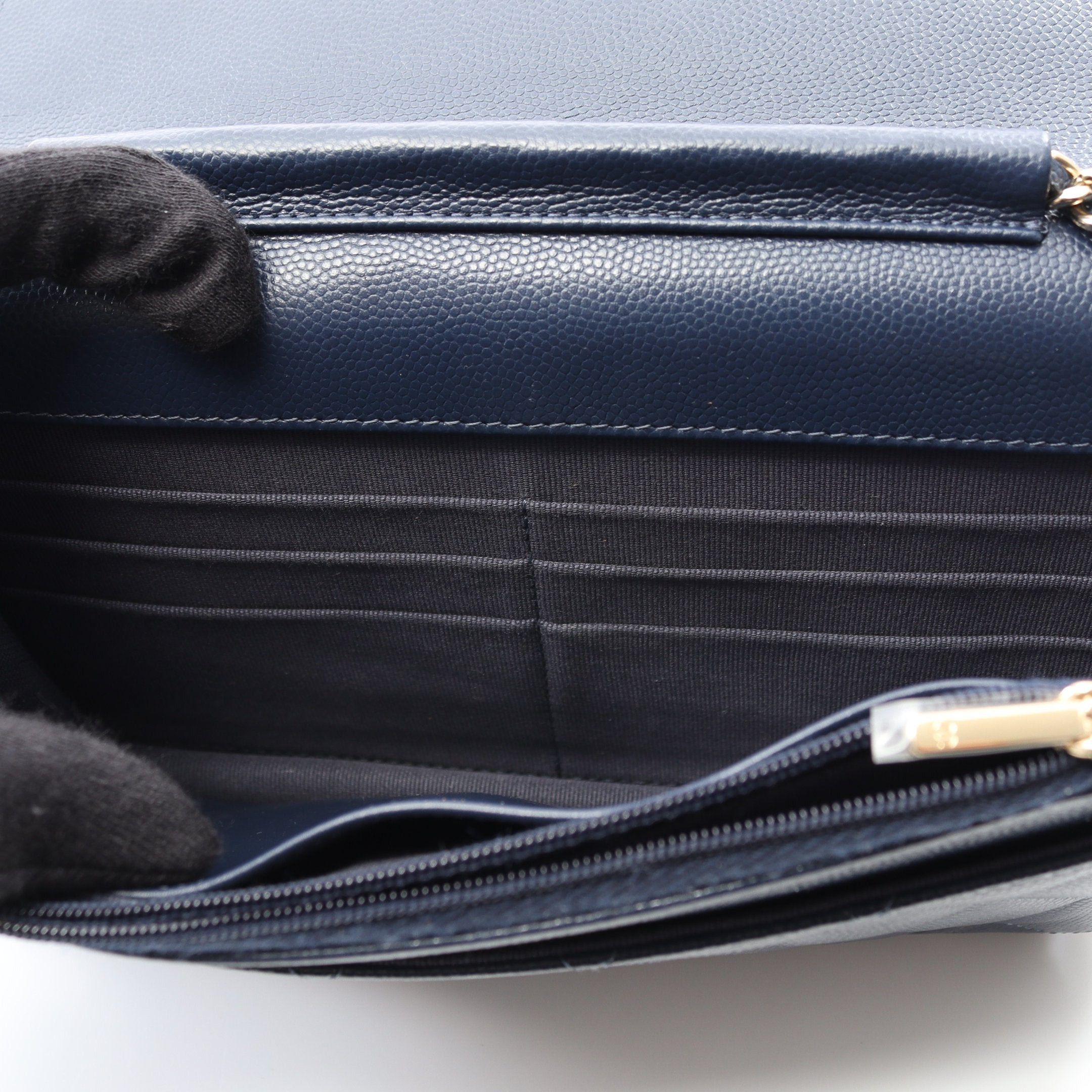 Chanel Chanel Matelasse Chain Wallet Caviar Skin Navy Gold Hardware Size ONE SIZE - 7 Thumbnail