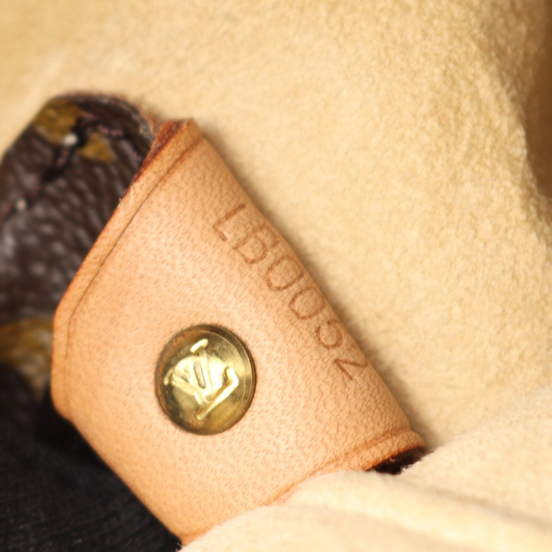Louis Vuitton Louis Vuitton Looping Gm Monogram Shoulder Bag Leather Brown Size ONE SIZE - 5 Thumbnail
